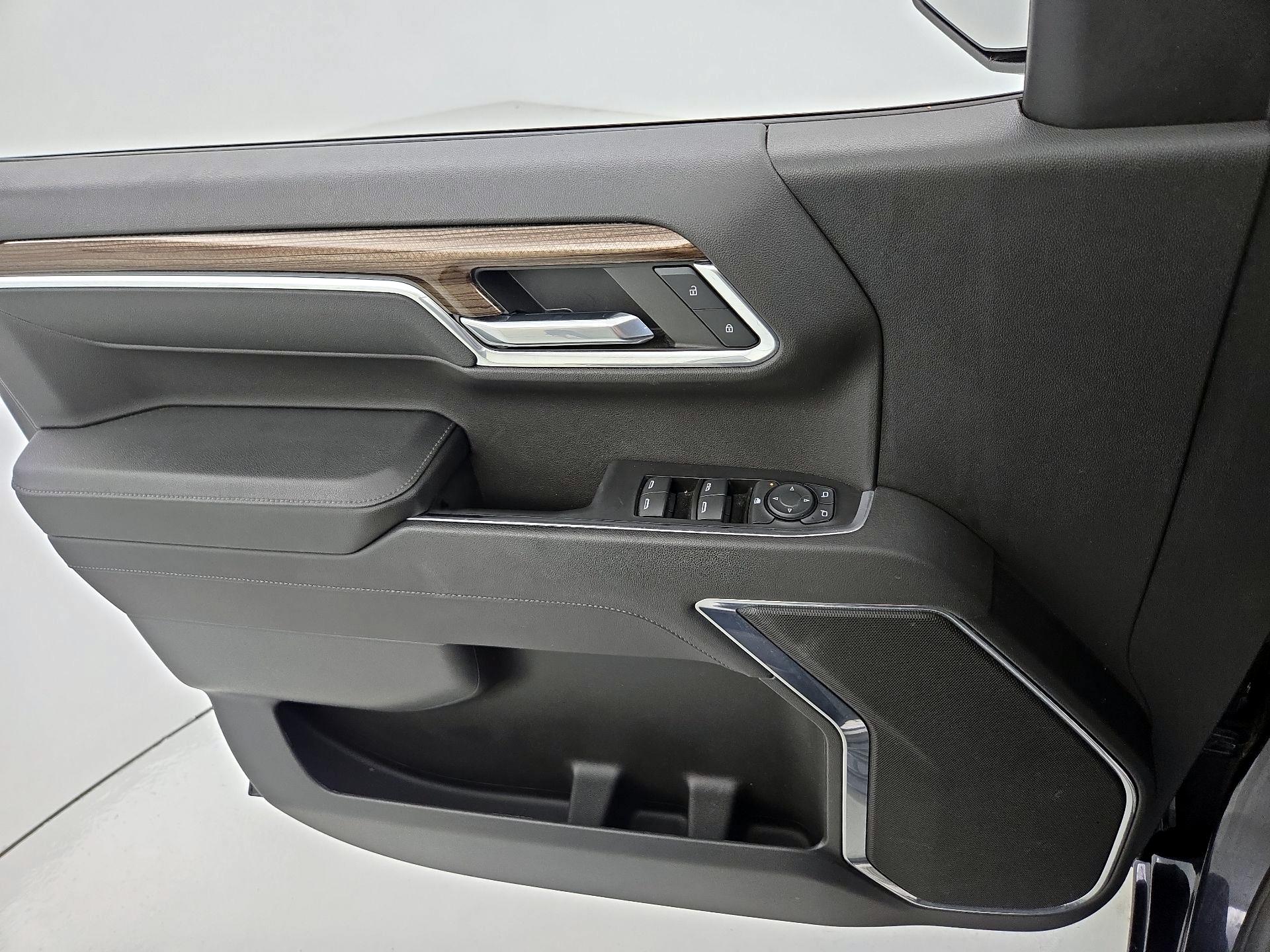 Thumbnail: 2023 Chevrolet Silverado 1500 - 12