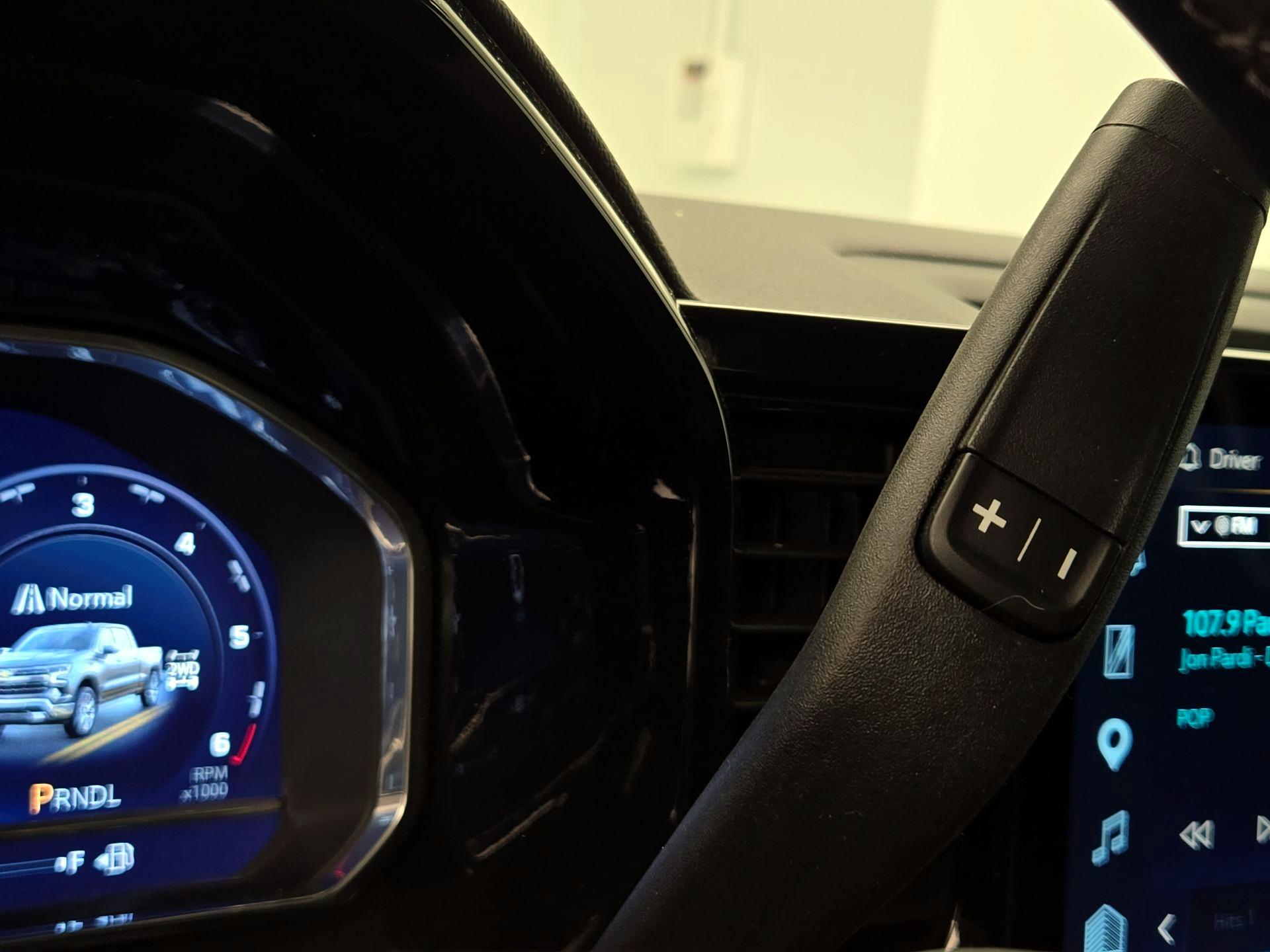Thumbnail: 2023 Chevrolet Silverado 1500 - 17