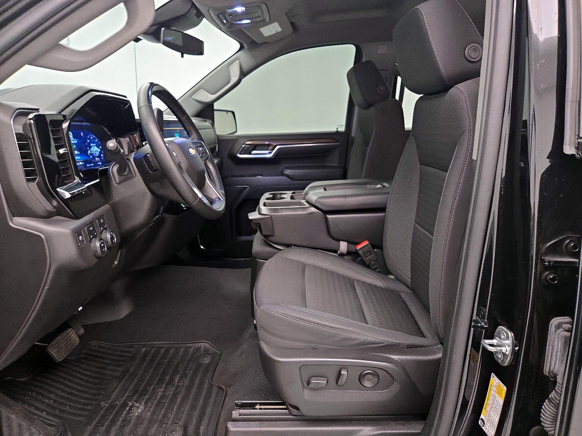 Thumbnail: 2023 Chevrolet Silverado 1500 - 11