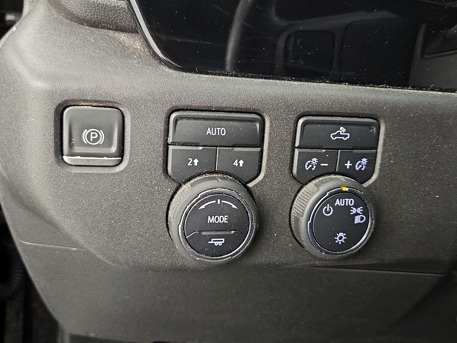 2022 Chevrolet Silverado 1500 LT - Photo 14