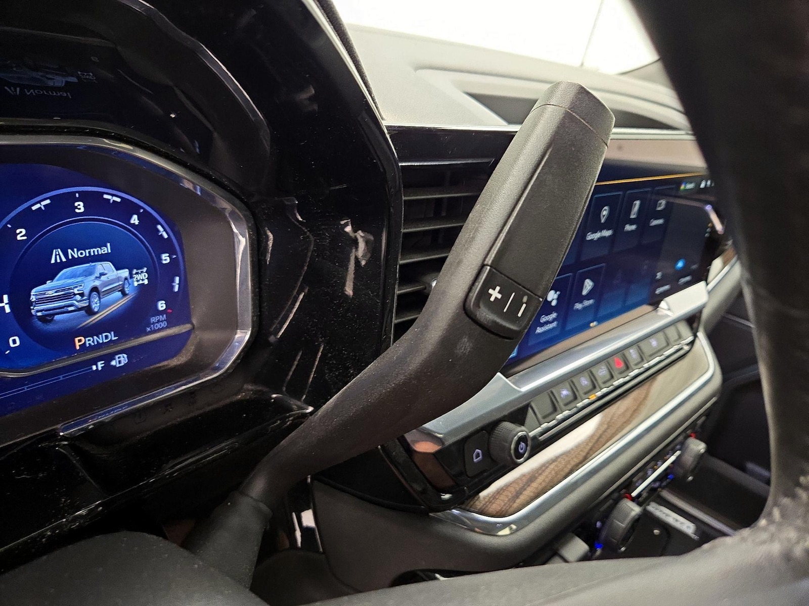 2022 Chevrolet Silverado 1500 LT - Photo 18