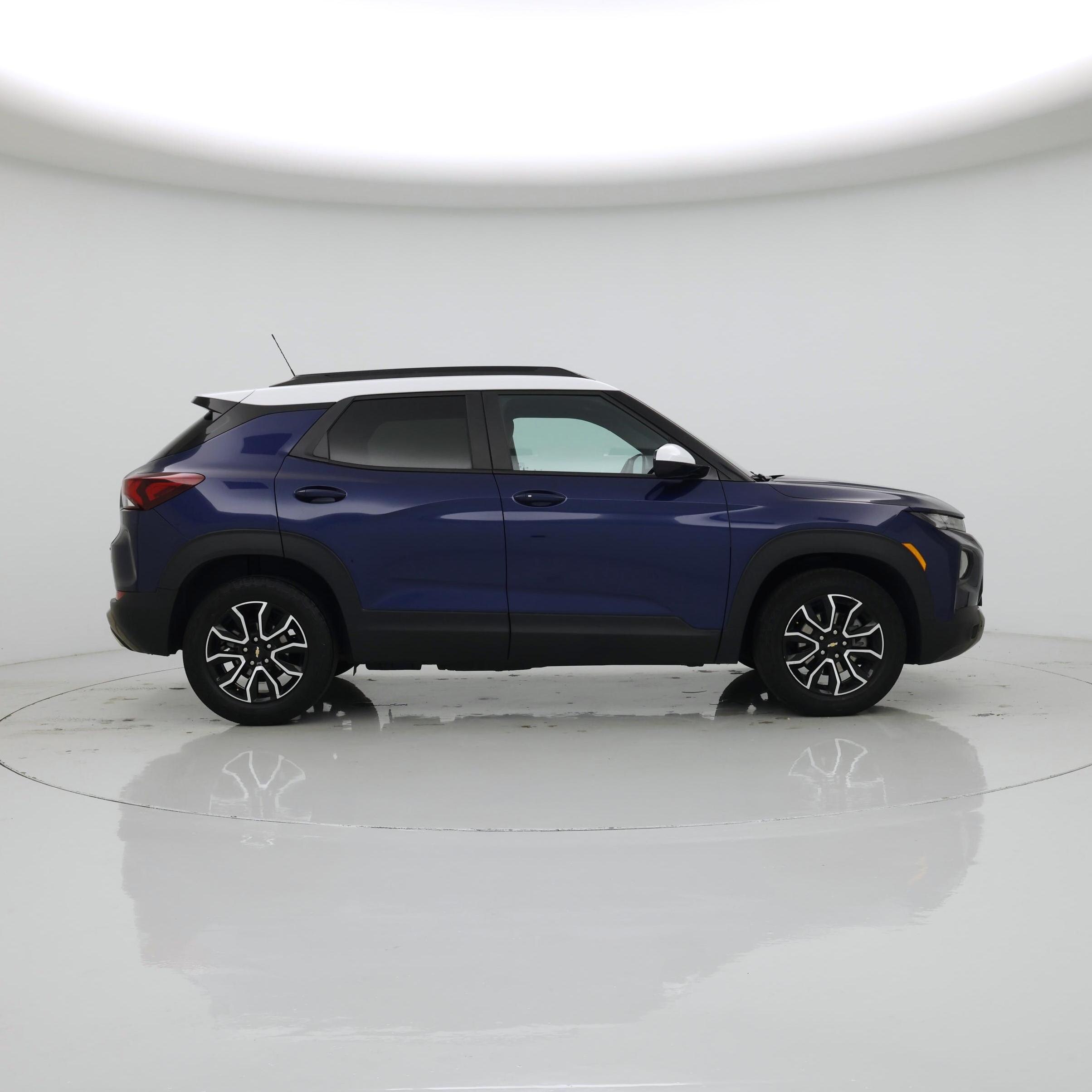Thumbnail: 2023 Chevrolet TrailBlazer - 7