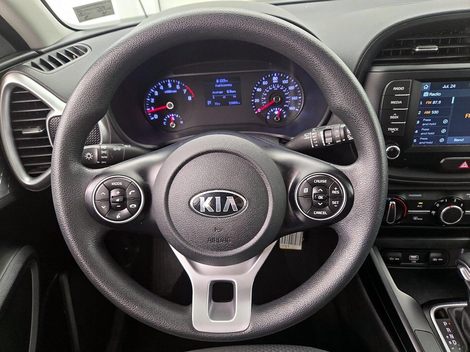 2020 Kia Soul LX - Photo 11
