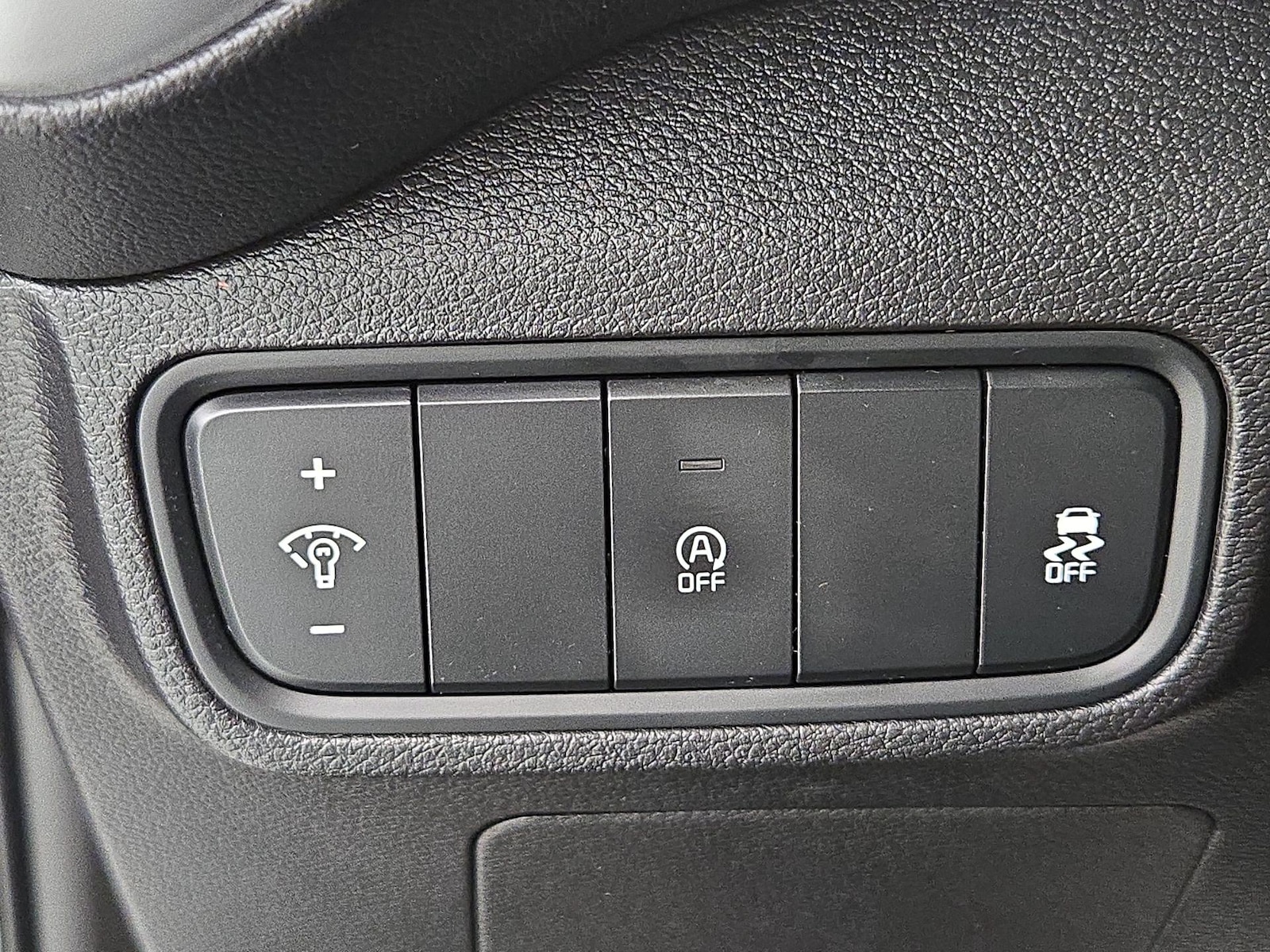 2020 Kia Soul LX - Photo 14
