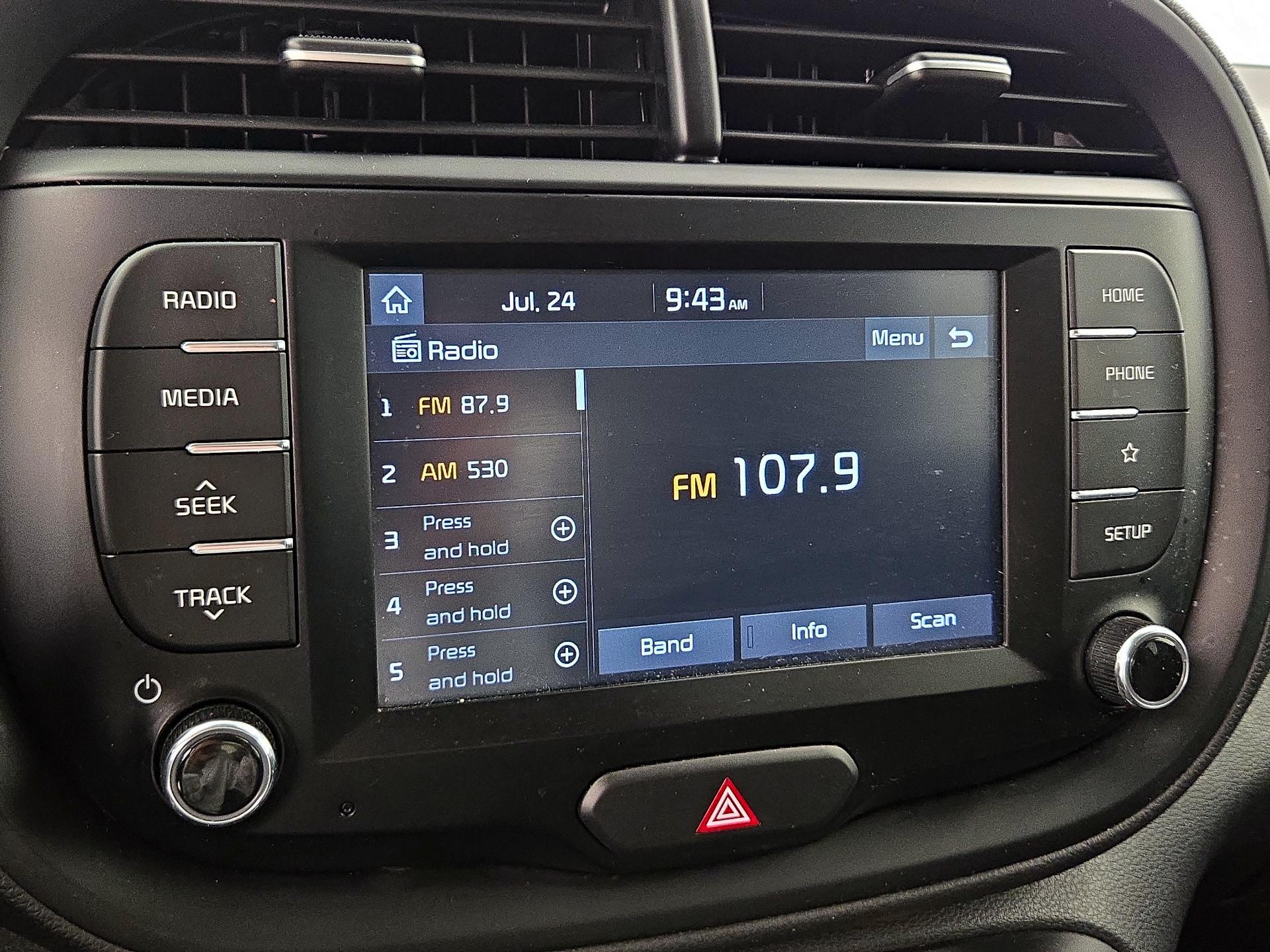 Thumbnail: 2020 Kia Soul - 15