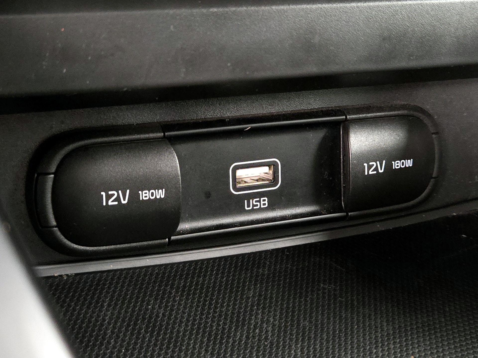Thumbnail: 2020 Kia Soul - 18