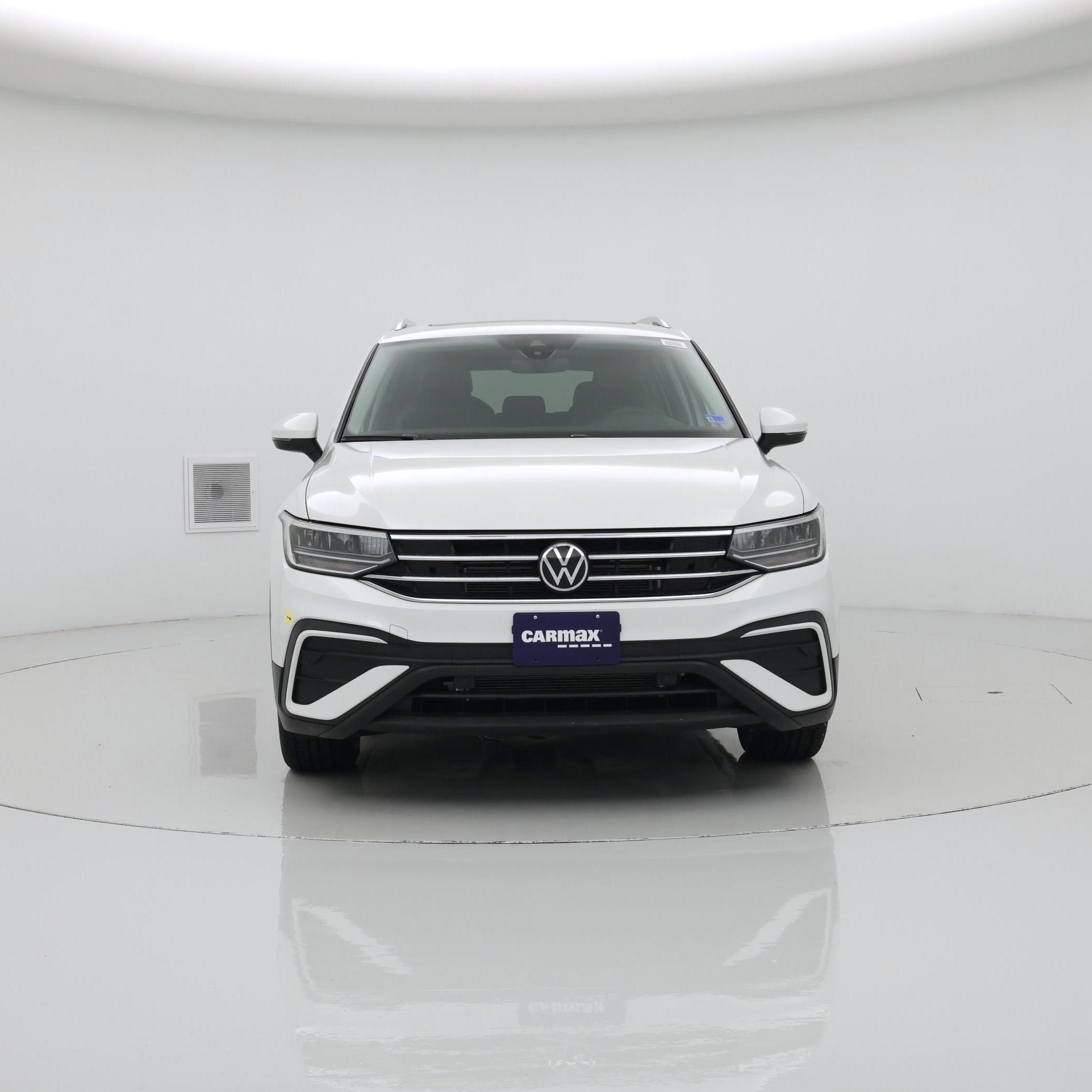 Thumbnail: 2023 Volkswagen Tiguan - 5
