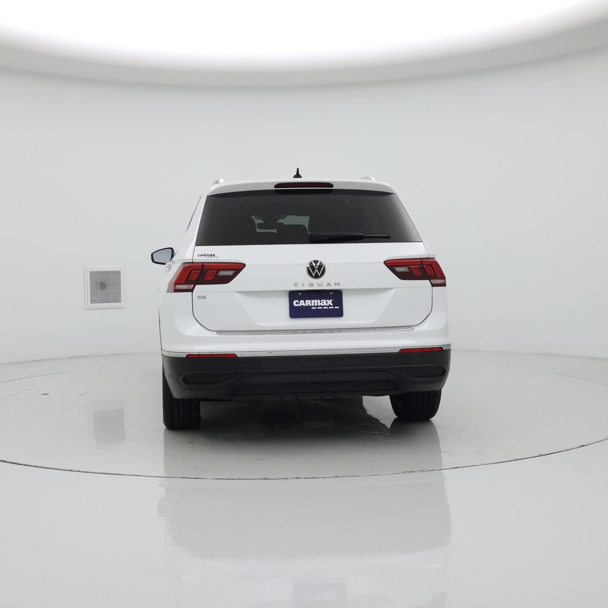 Thumbnail: 2023 Volkswagen Tiguan - 6