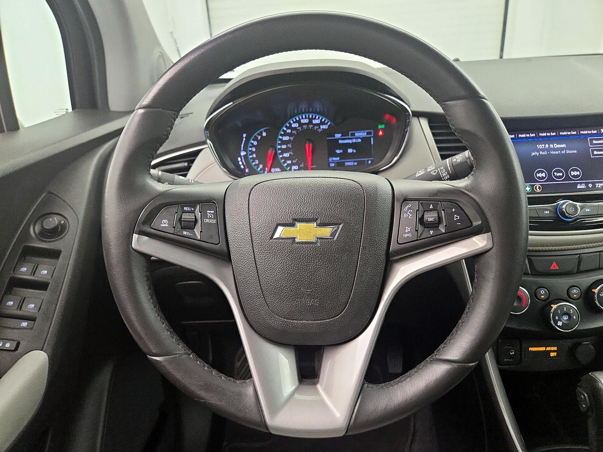 Thumbnail: 2020 Chevrolet Trax - 10