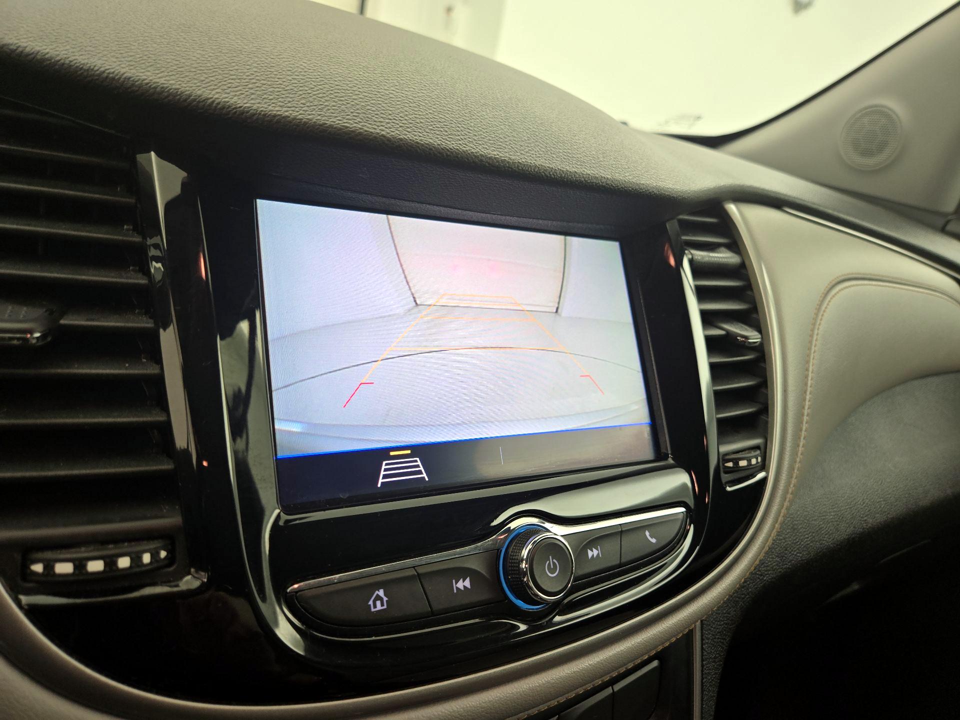 Thumbnail: 2020 Chevrolet Trax - 14