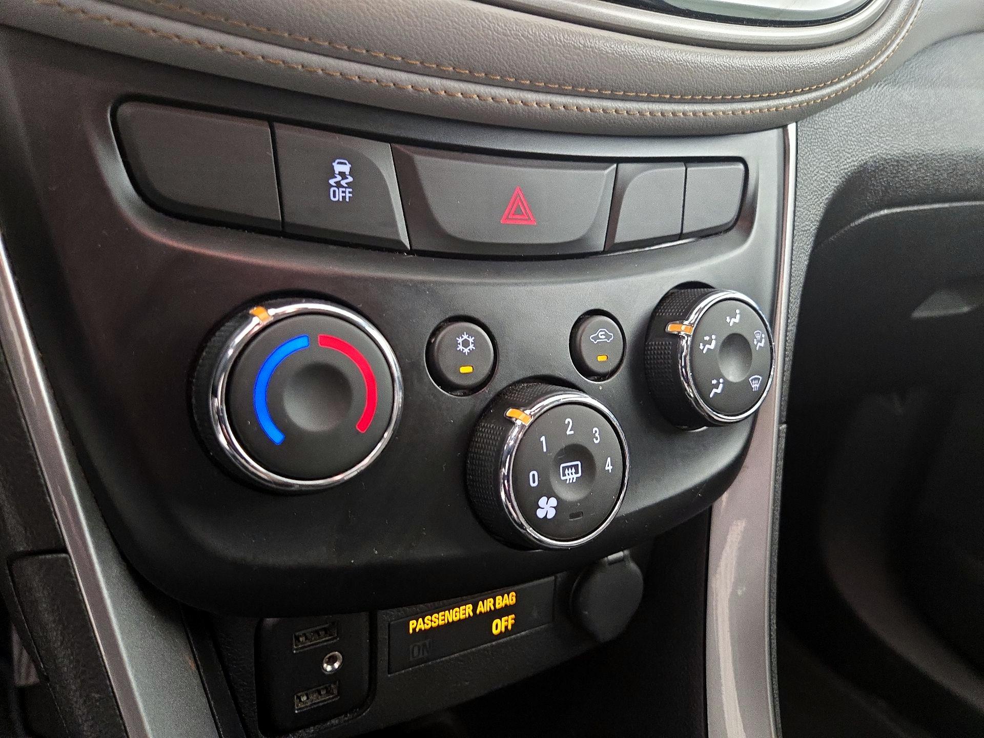 Thumbnail: 2020 Chevrolet Trax - 16