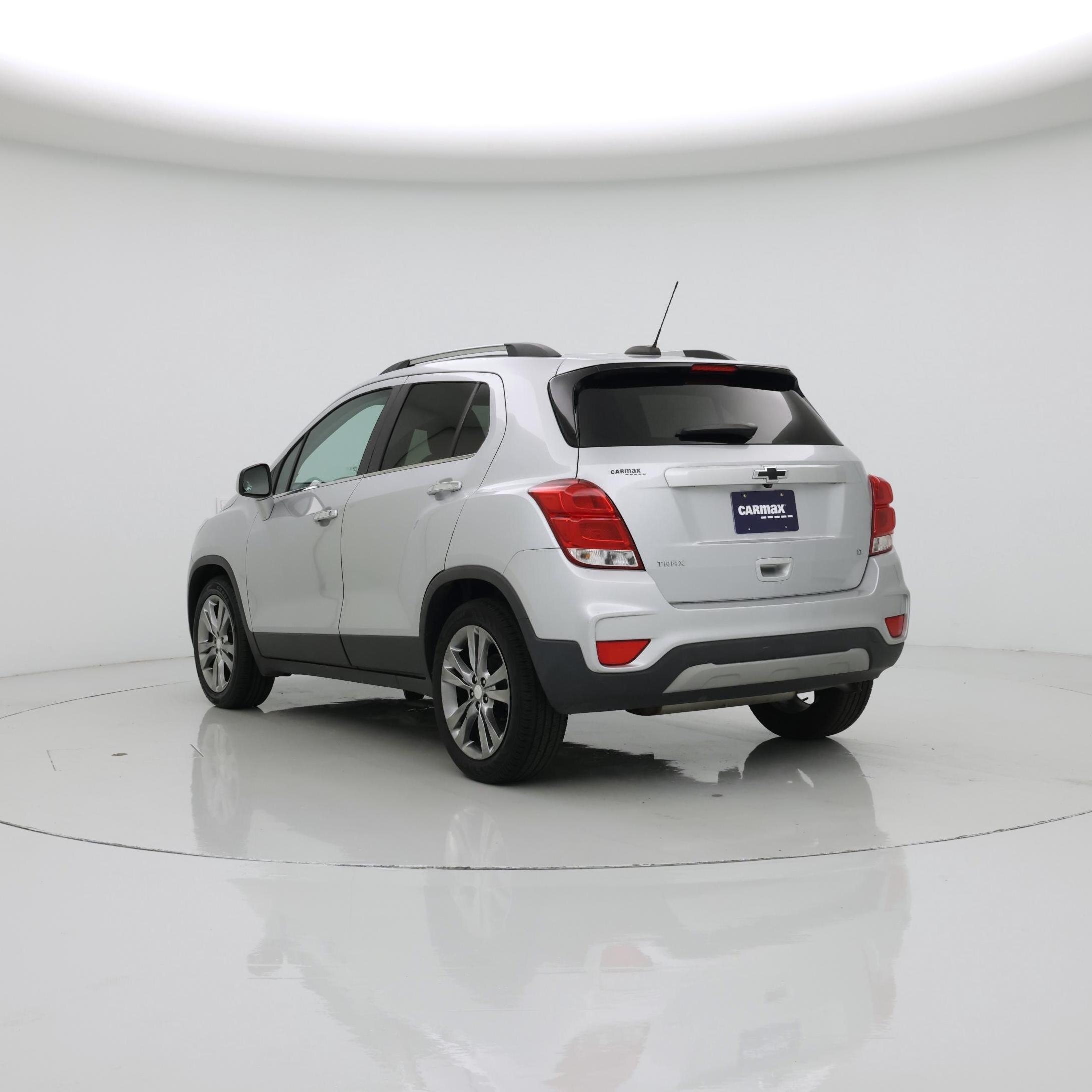 Thumbnail: 2020 Chevrolet Trax - 2