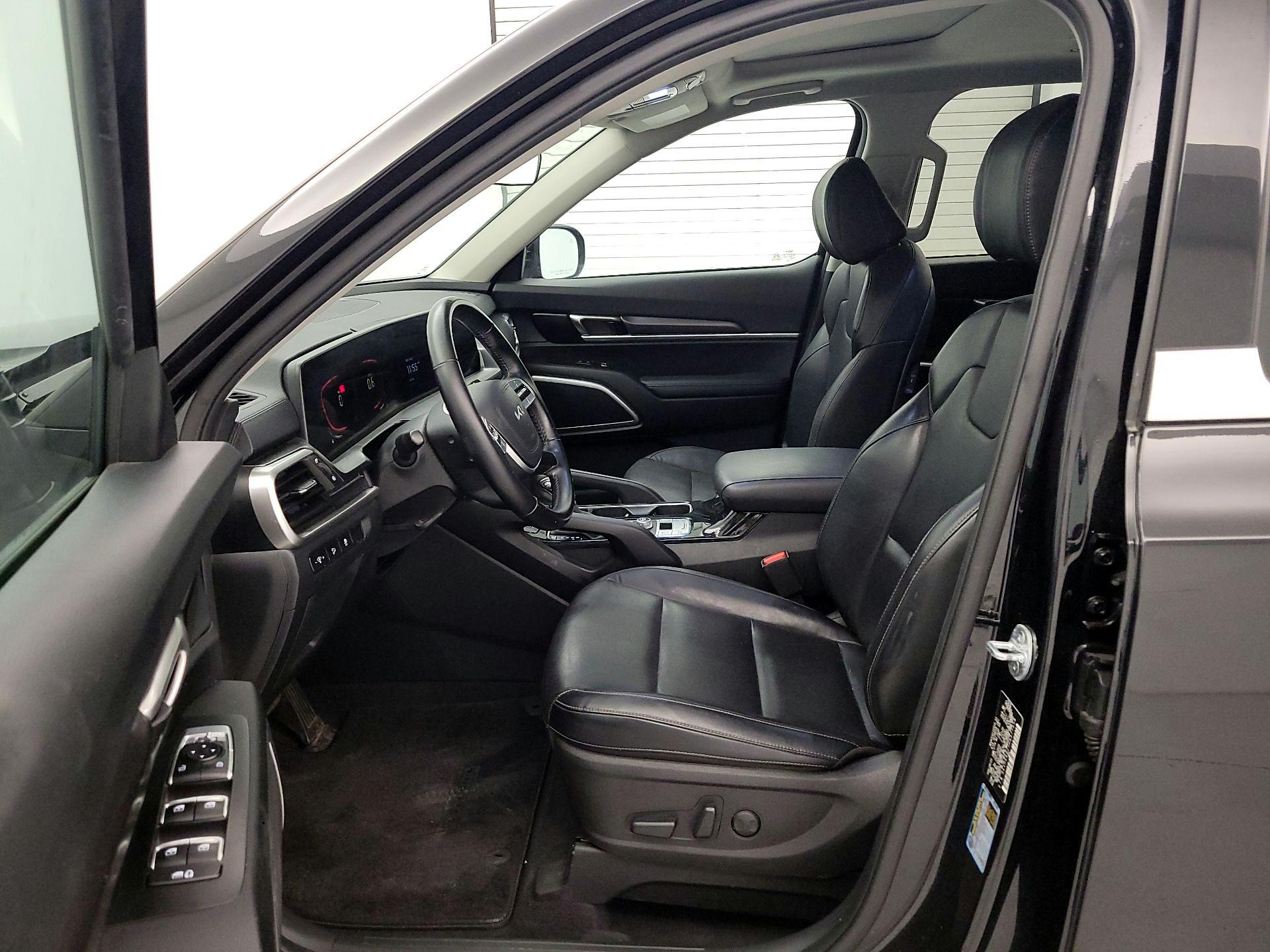 Thumbnail: 2023 Kia Telluride - 11