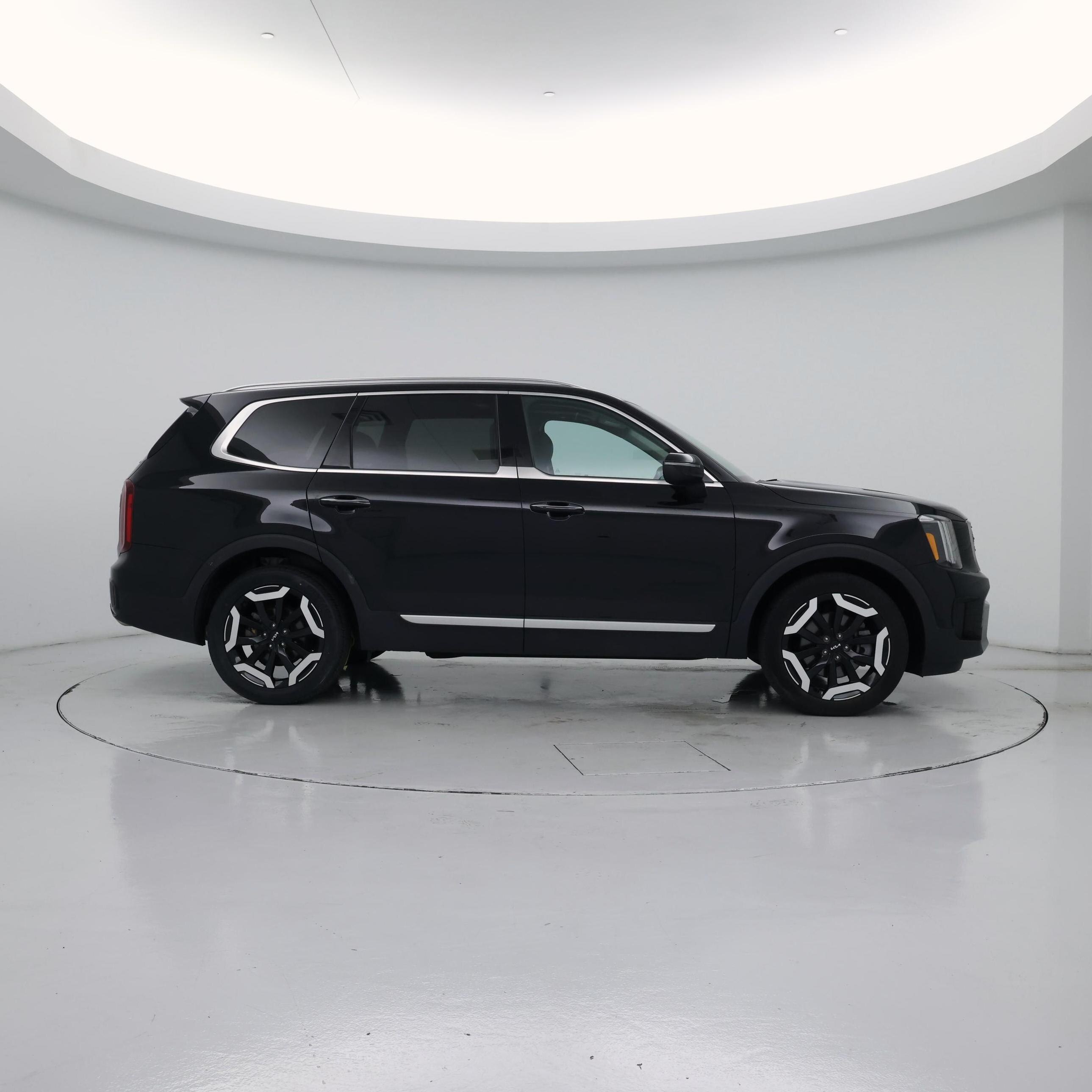 Thumbnail: 2023 Kia Telluride - 7