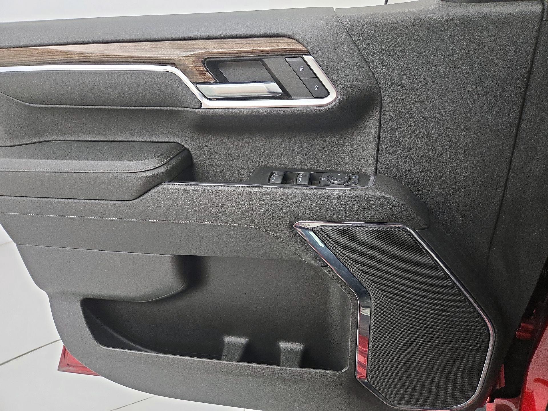 Thumbnail: 2023 Chevrolet Silverado 1500 - 12