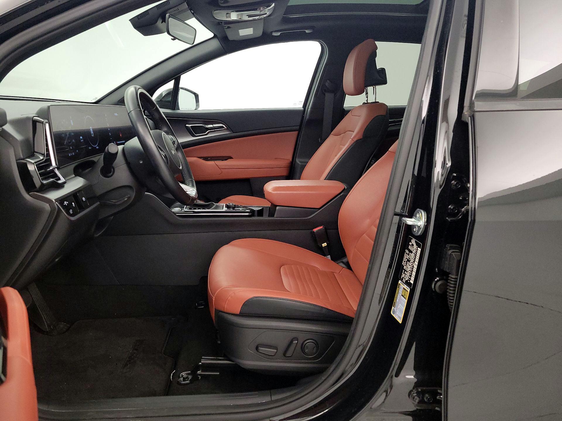 Thumbnail: 2023 Kia Sportage - 11