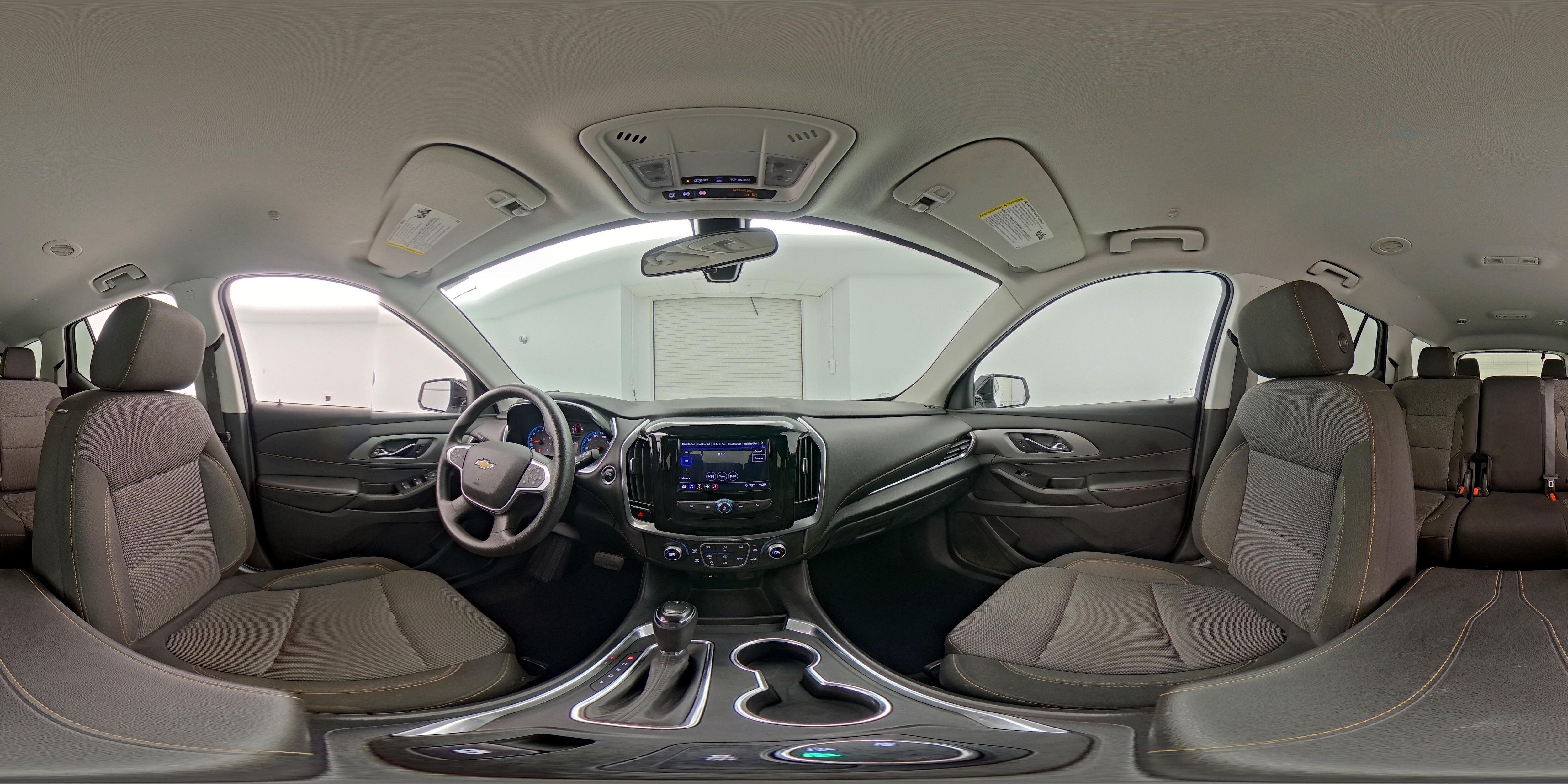 2020 Chevrolet Traverse LS - Photo 26