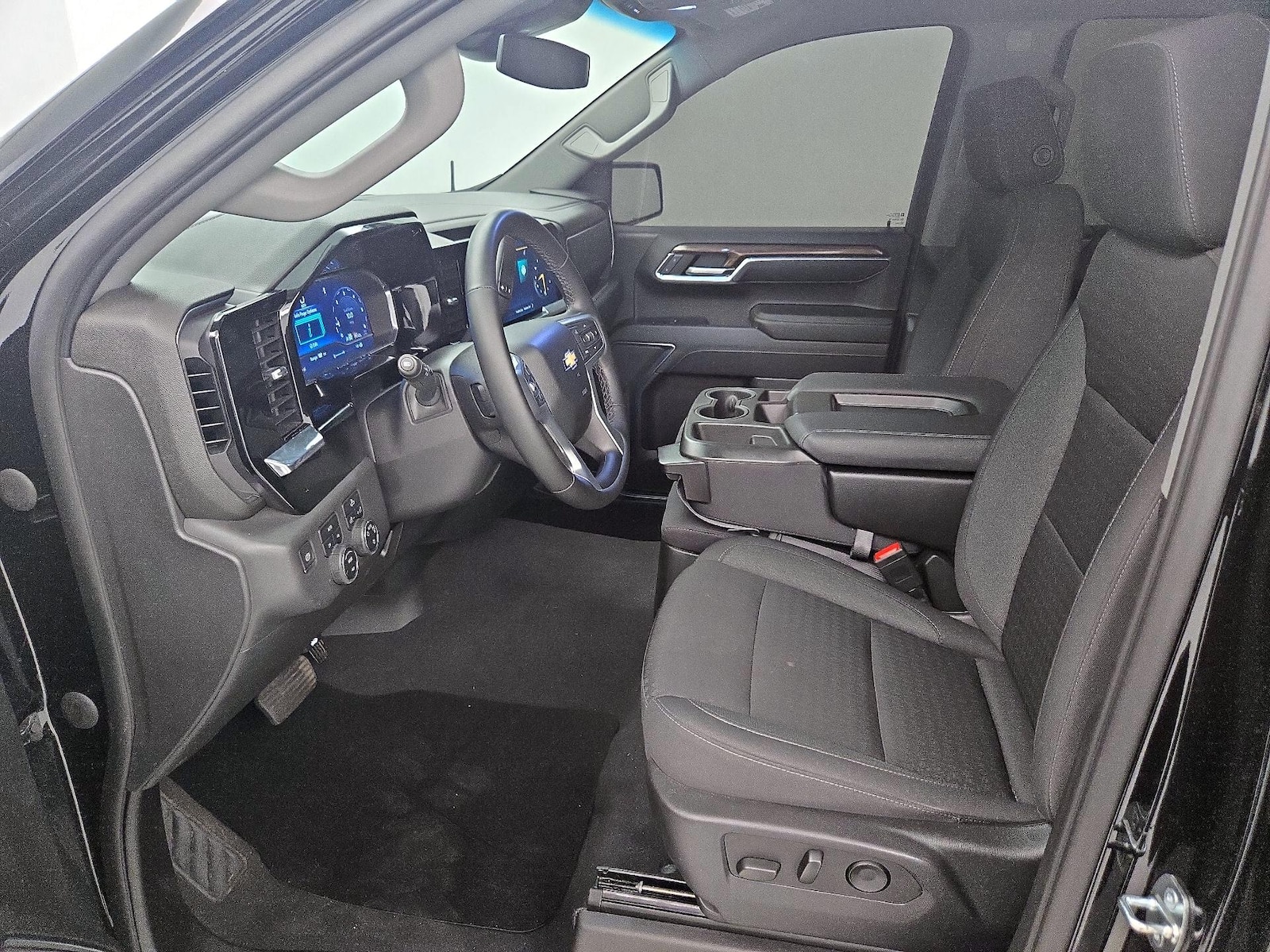 2023 Chevrolet Silverado 1500 LT - Photo 12