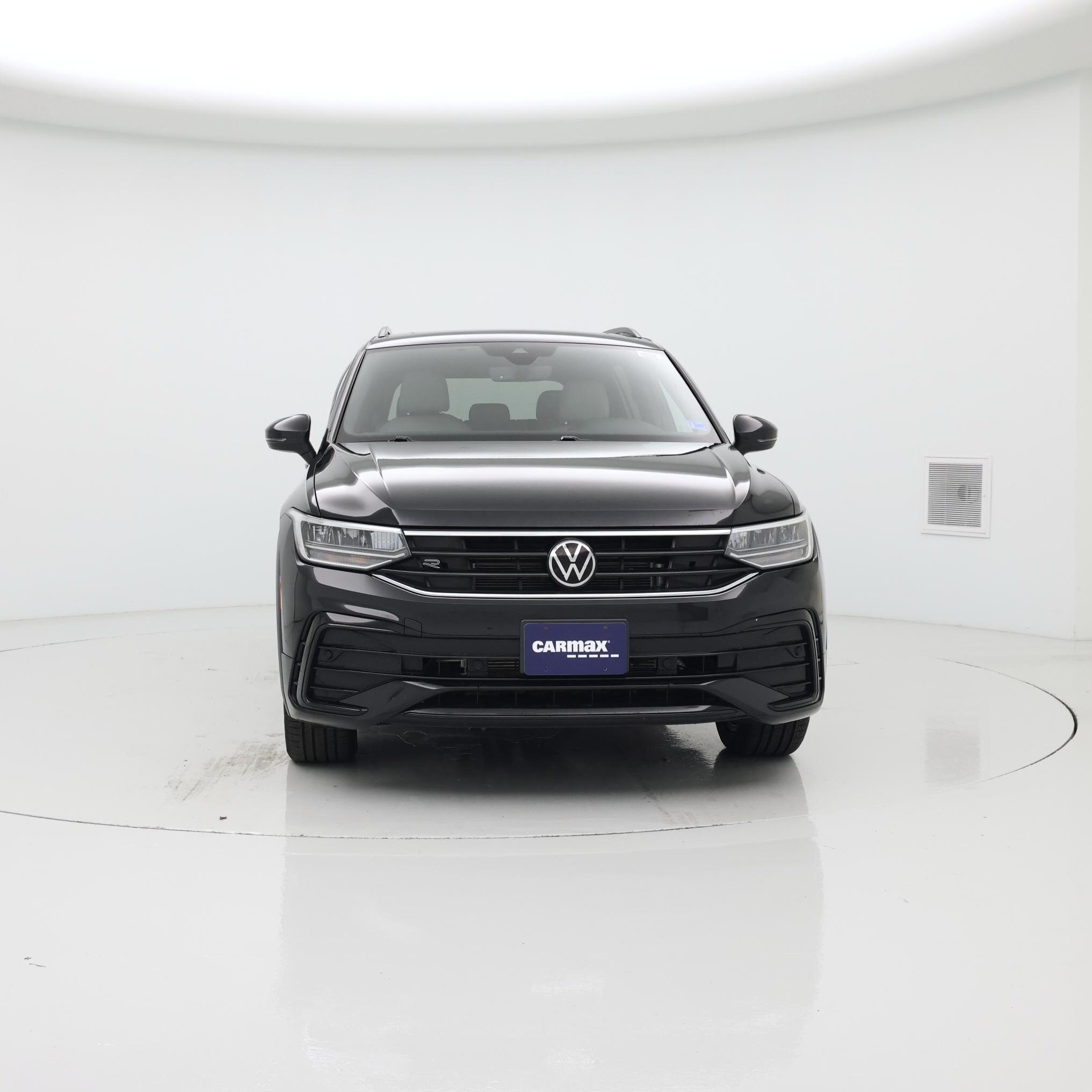 Thumbnail: 2022 Volkswagen Tiguan - 5