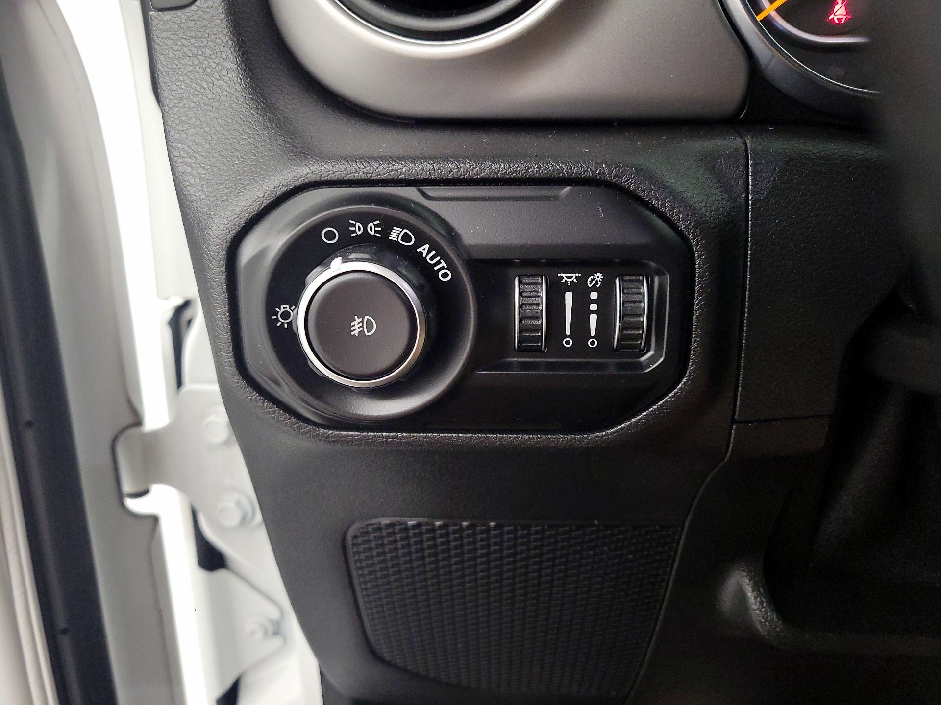 Thumbnail: 2021 Jeep Wrangler - 13