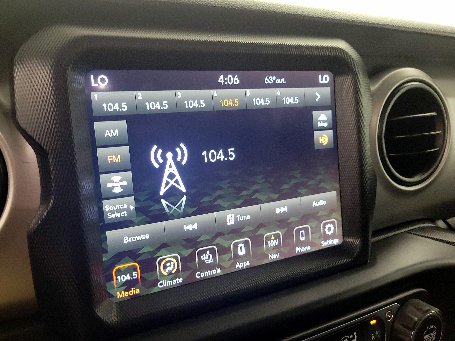 Thumbnail: 2021 Jeep Wrangler - 16