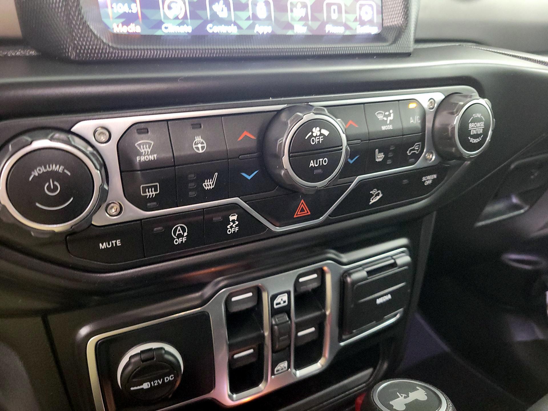 Thumbnail: 2021 Jeep Wrangler - 17