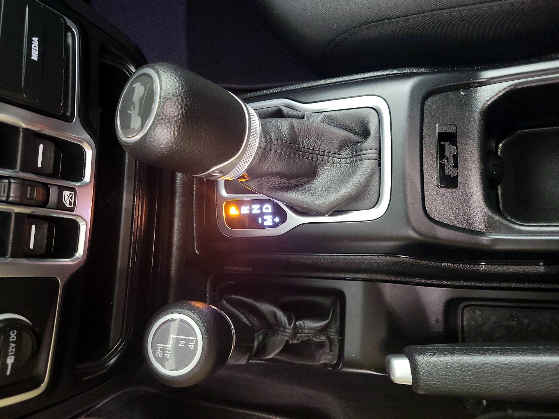Thumbnail: 2021 Jeep Wrangler - 18