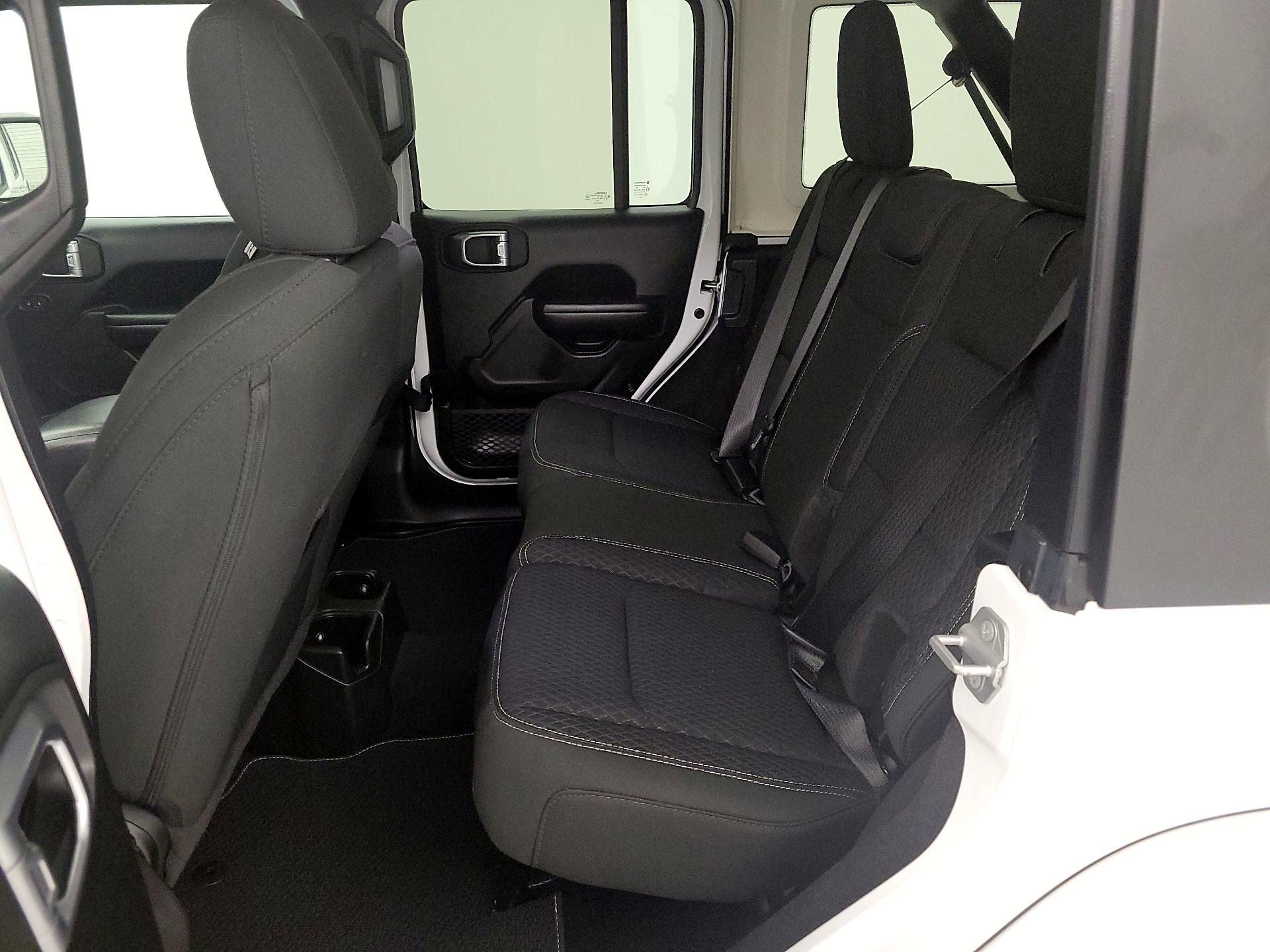 Thumbnail: 2021 Jeep Wrangler - 20