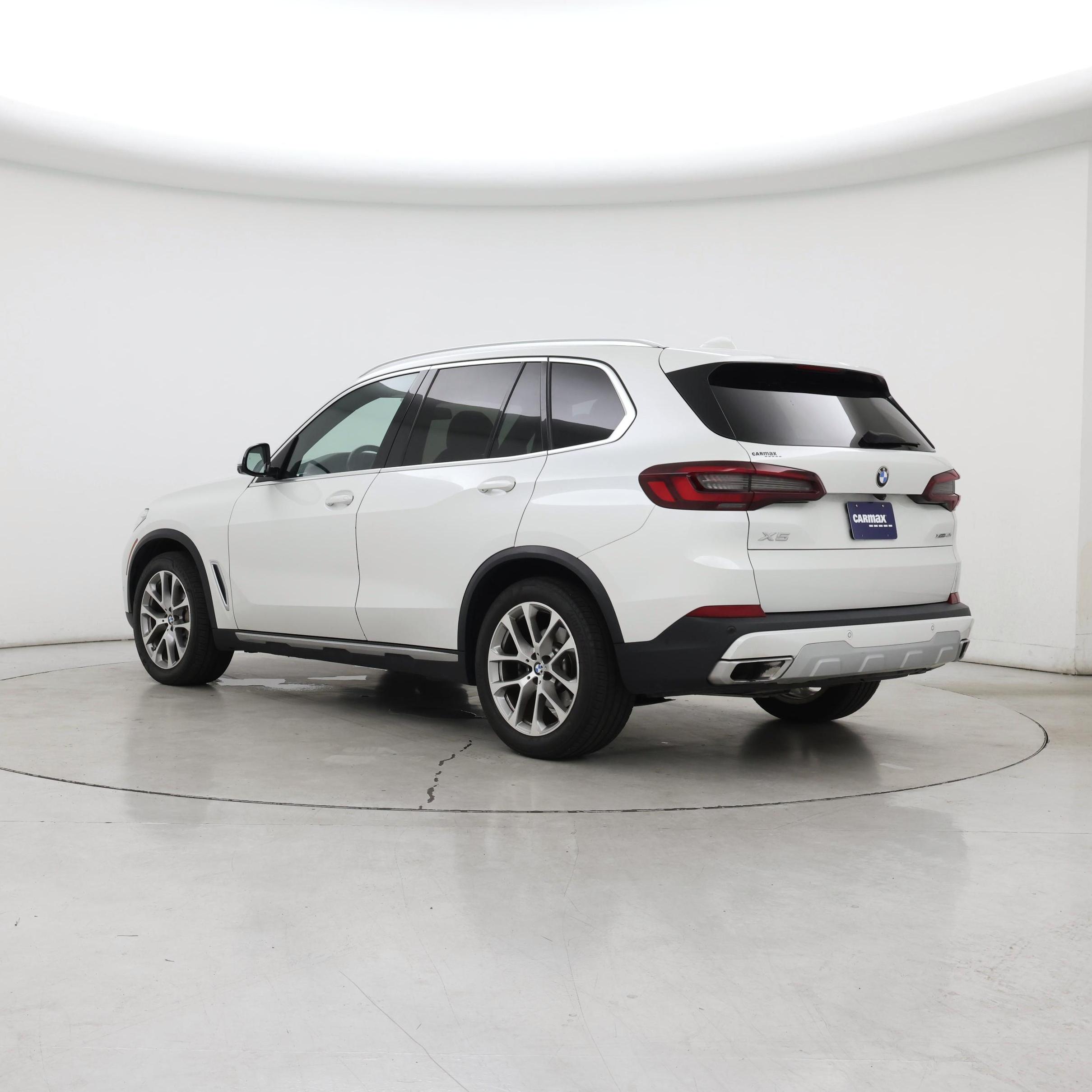Thumbnail: 2021 BMW X5 - 2