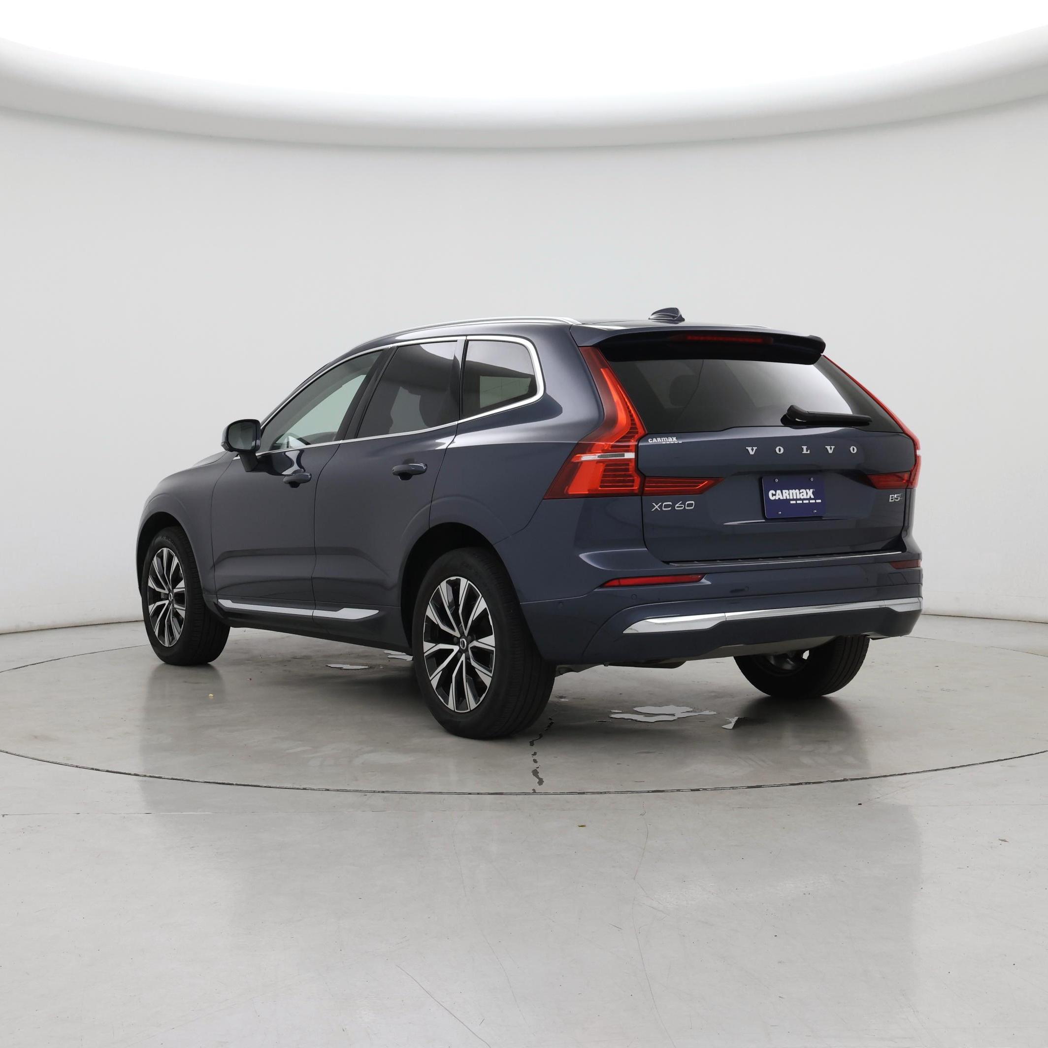 Thumbnail: 2023 Volvo XC60 - 2