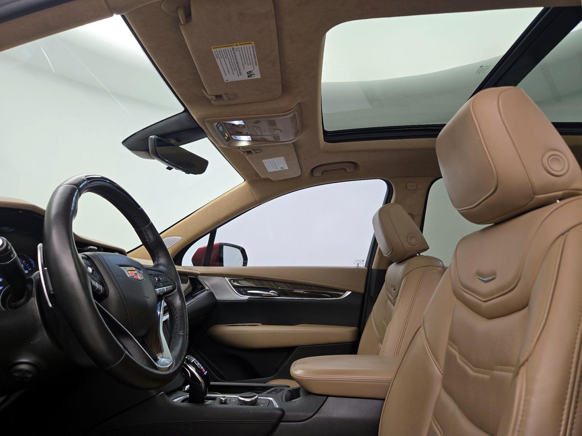 Thumbnail: 2023 Cadillac XT6 - 20