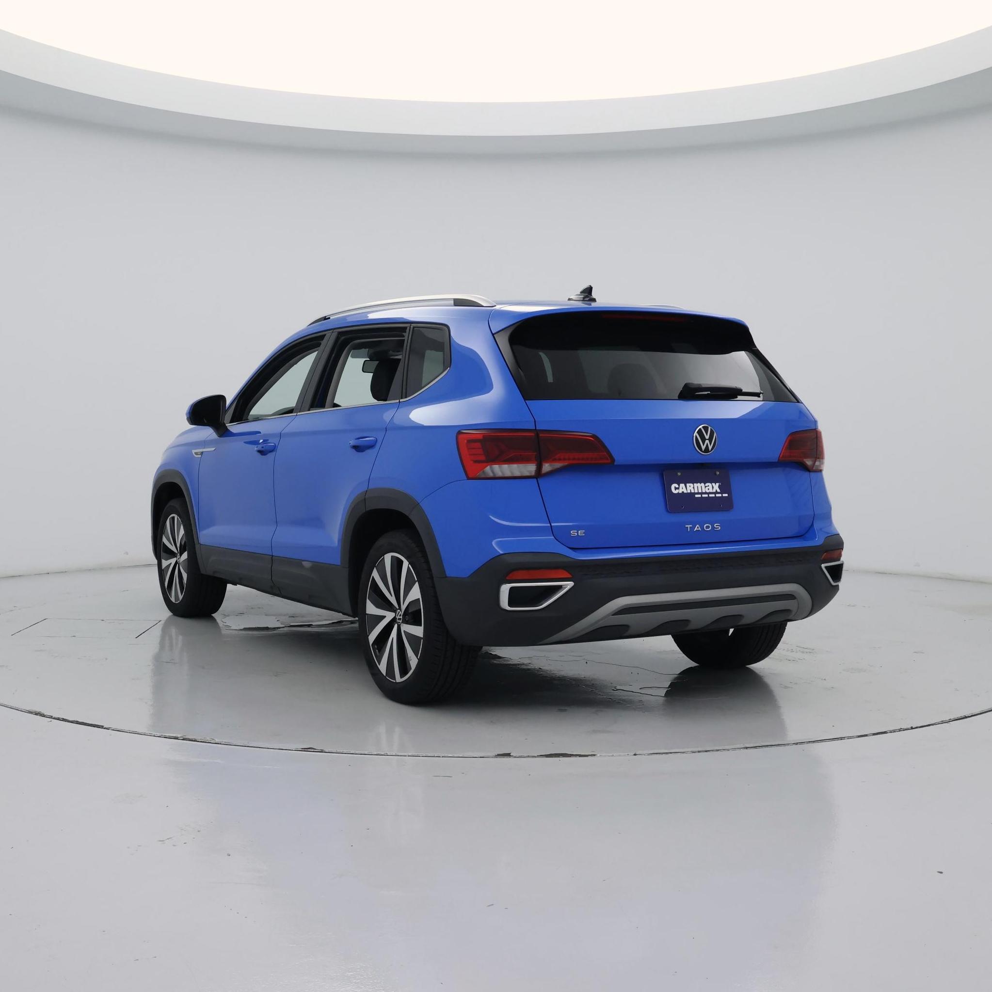 Thumbnail: 2022 Volkswagen Taos - 2
