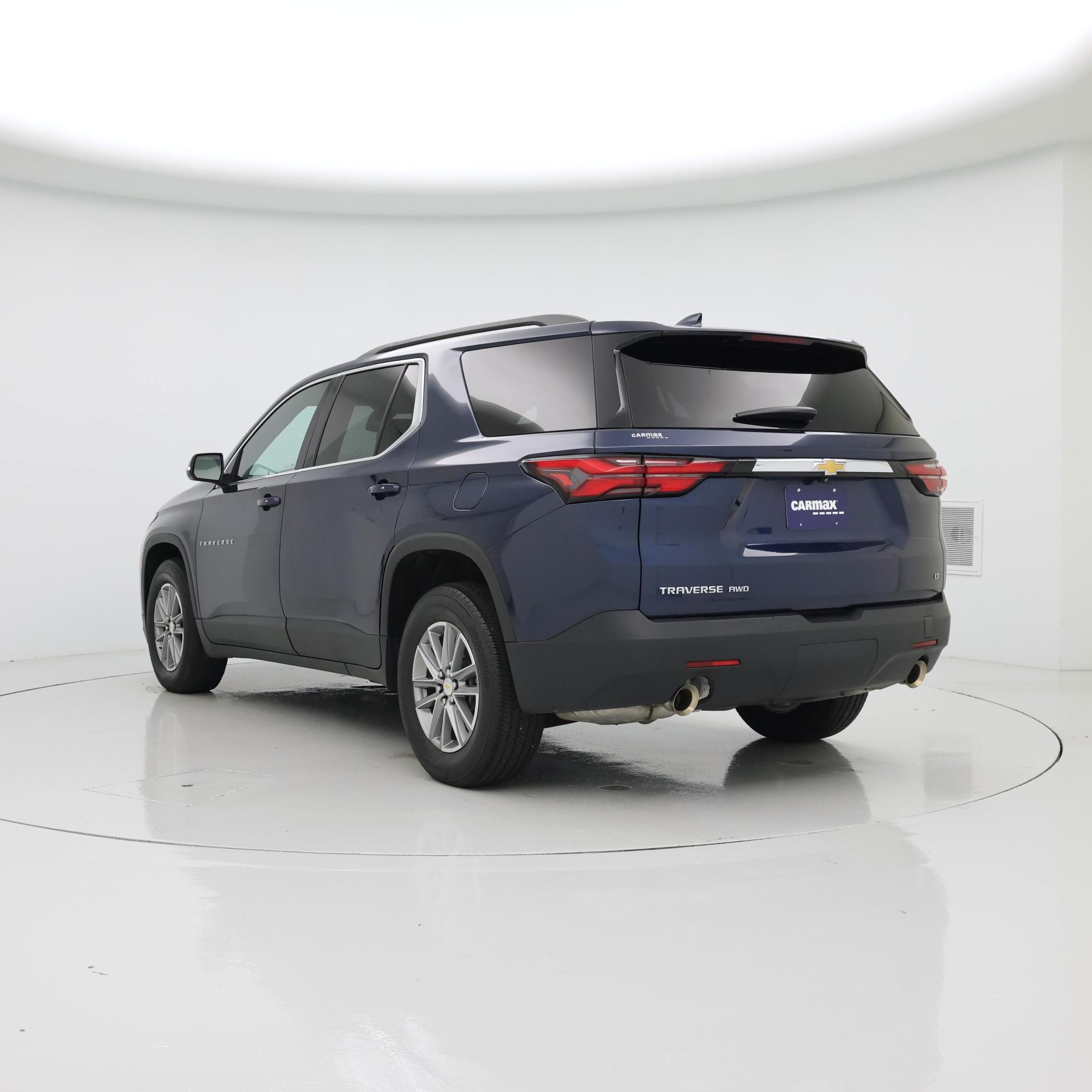Thumbnail: 2023 Chevrolet Traverse - 2