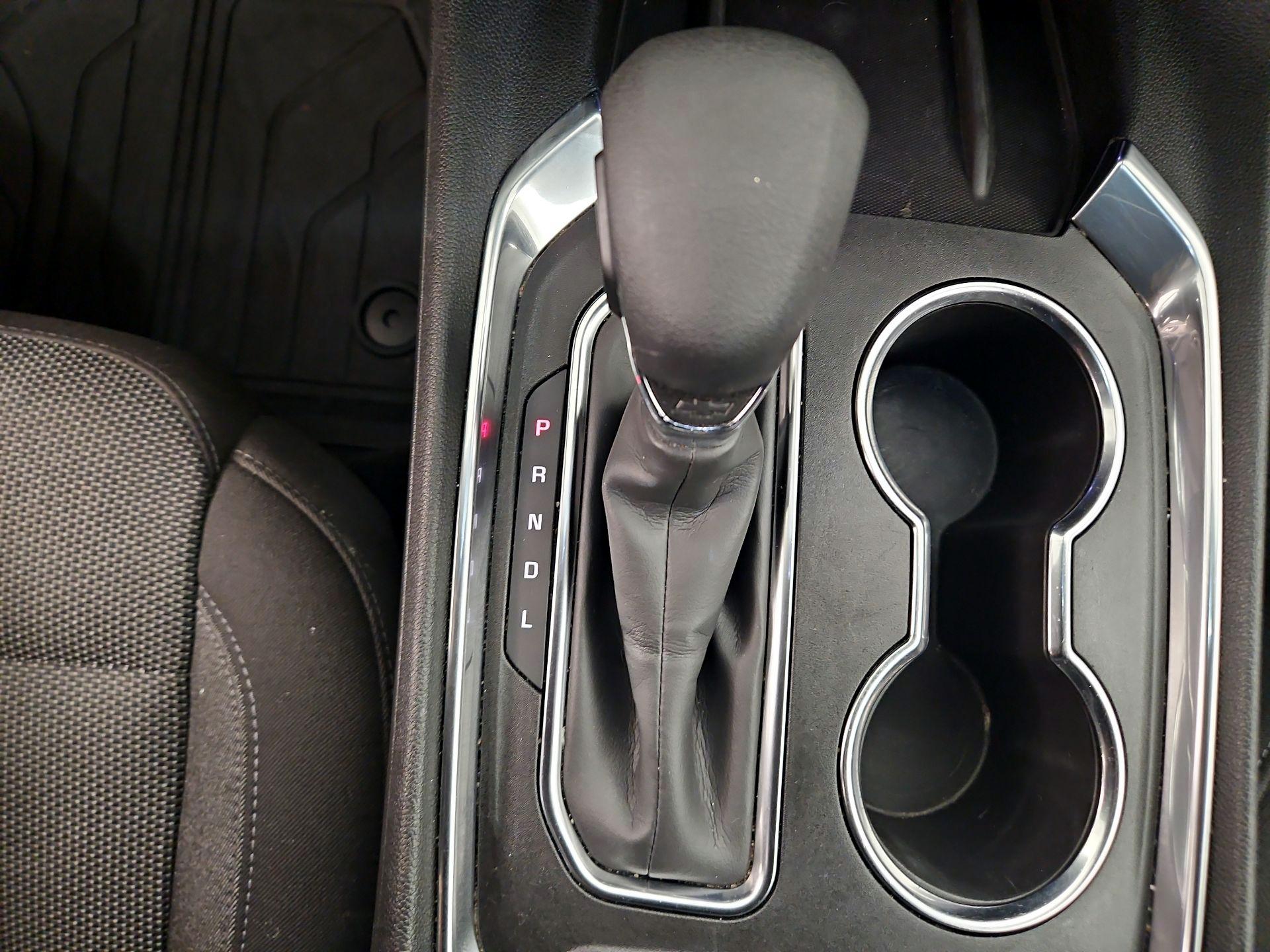 Thumbnail: 2022 Chevrolet Traverse - 17