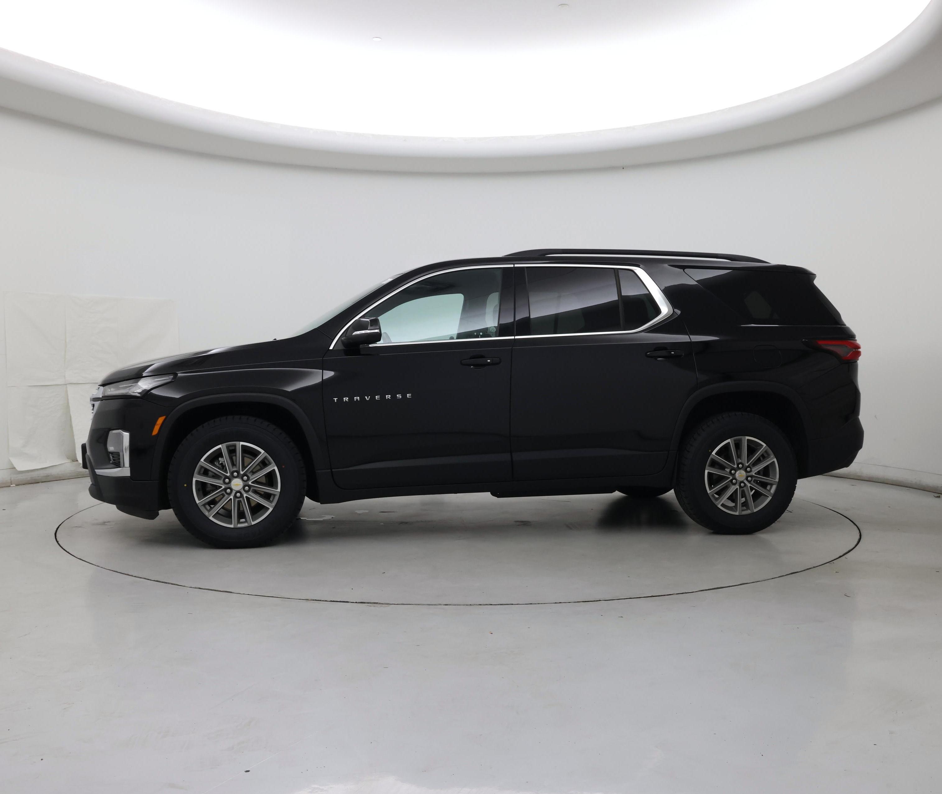 Thumbnail: 2022 Chevrolet Traverse - 3
