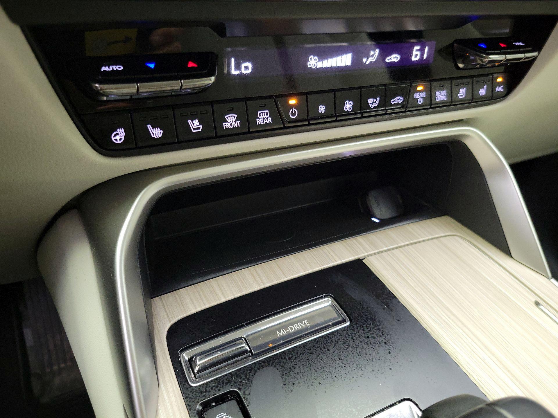 Thumbnail: 2024 Mazda CX-90 - 17