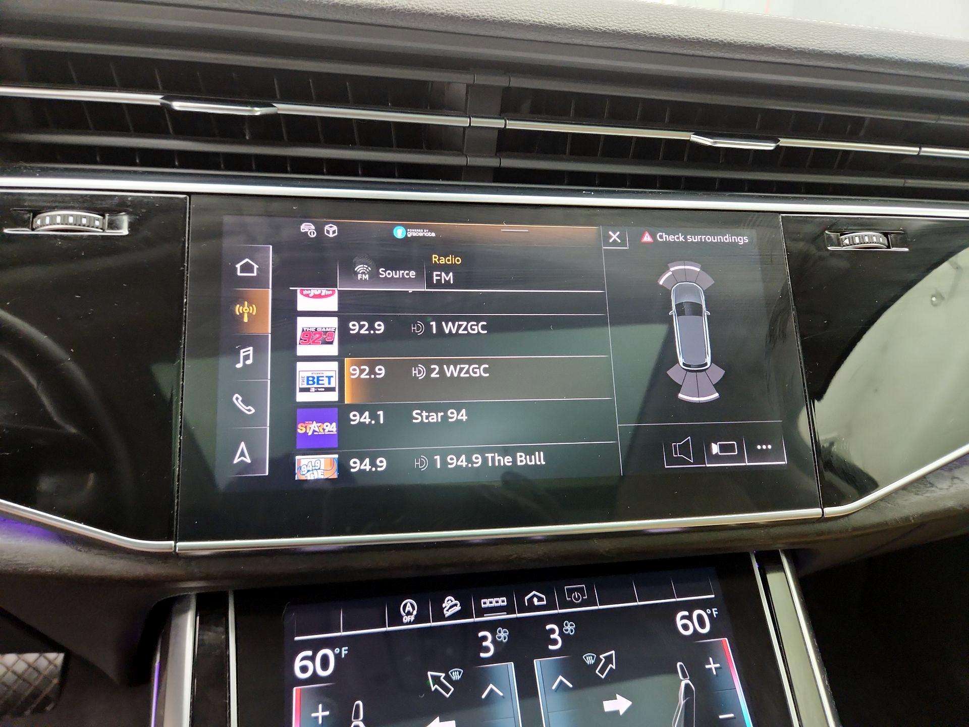 Thumbnail: 2023 Audi Q7 - 16