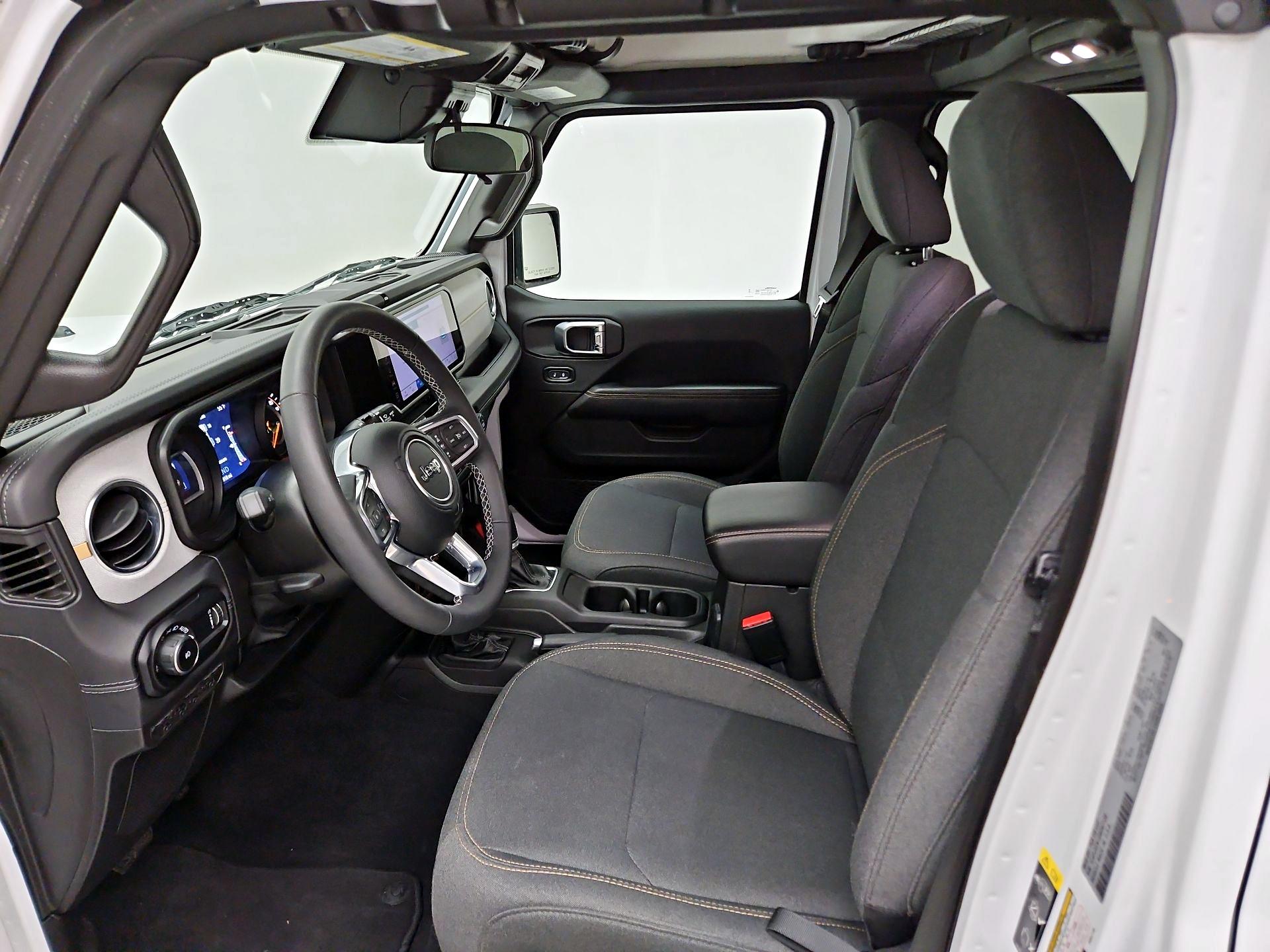 Thumbnail: 2025 Jeep Wrangler - 11