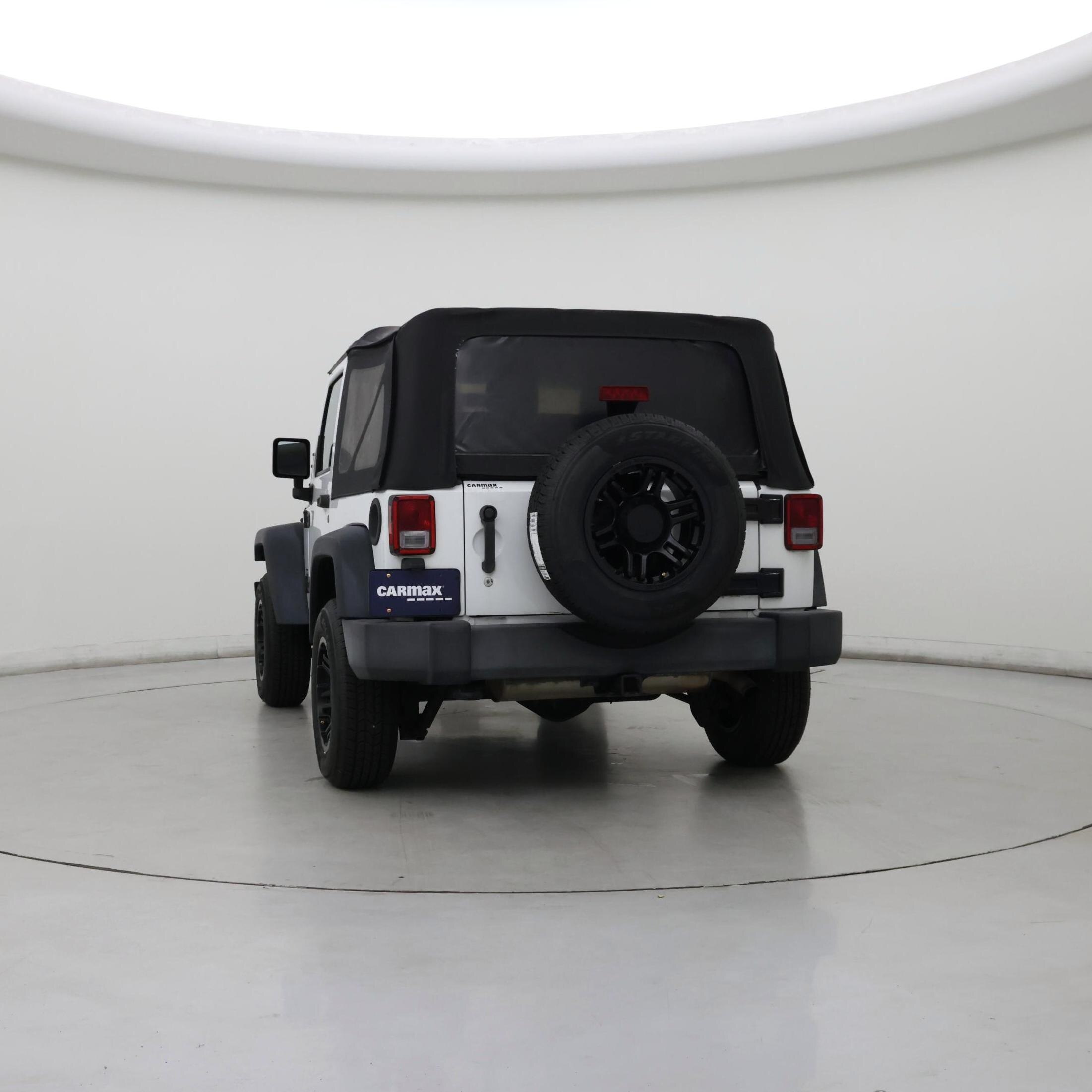 Thumbnail: 2016 Jeep Wrangler - 6