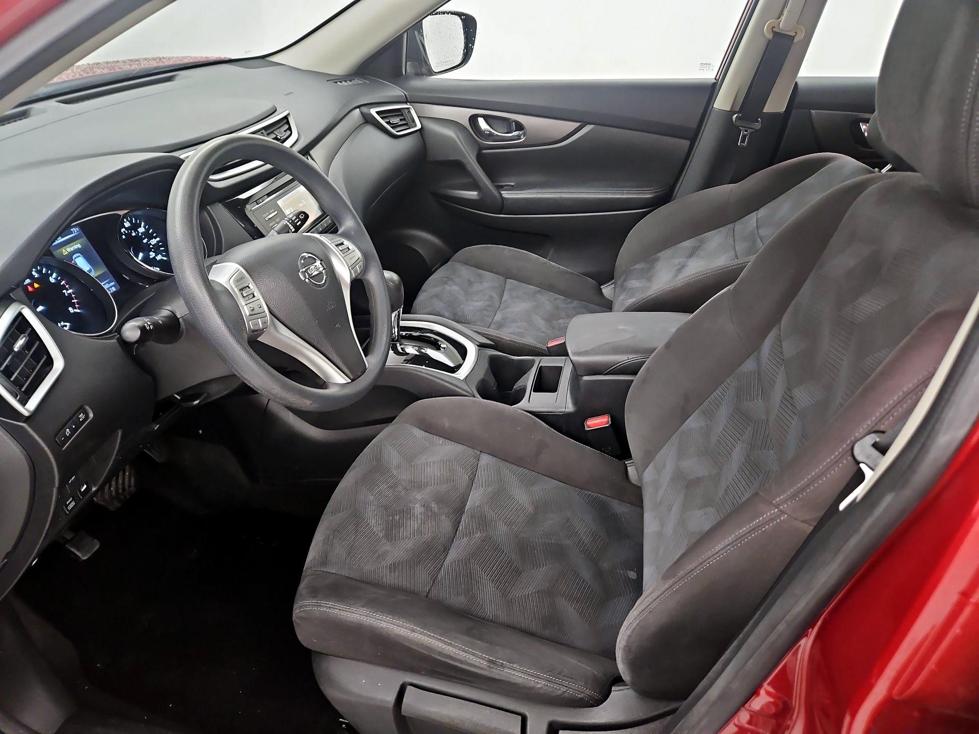 Thumbnail: 2015 Nissan Rogue - 11