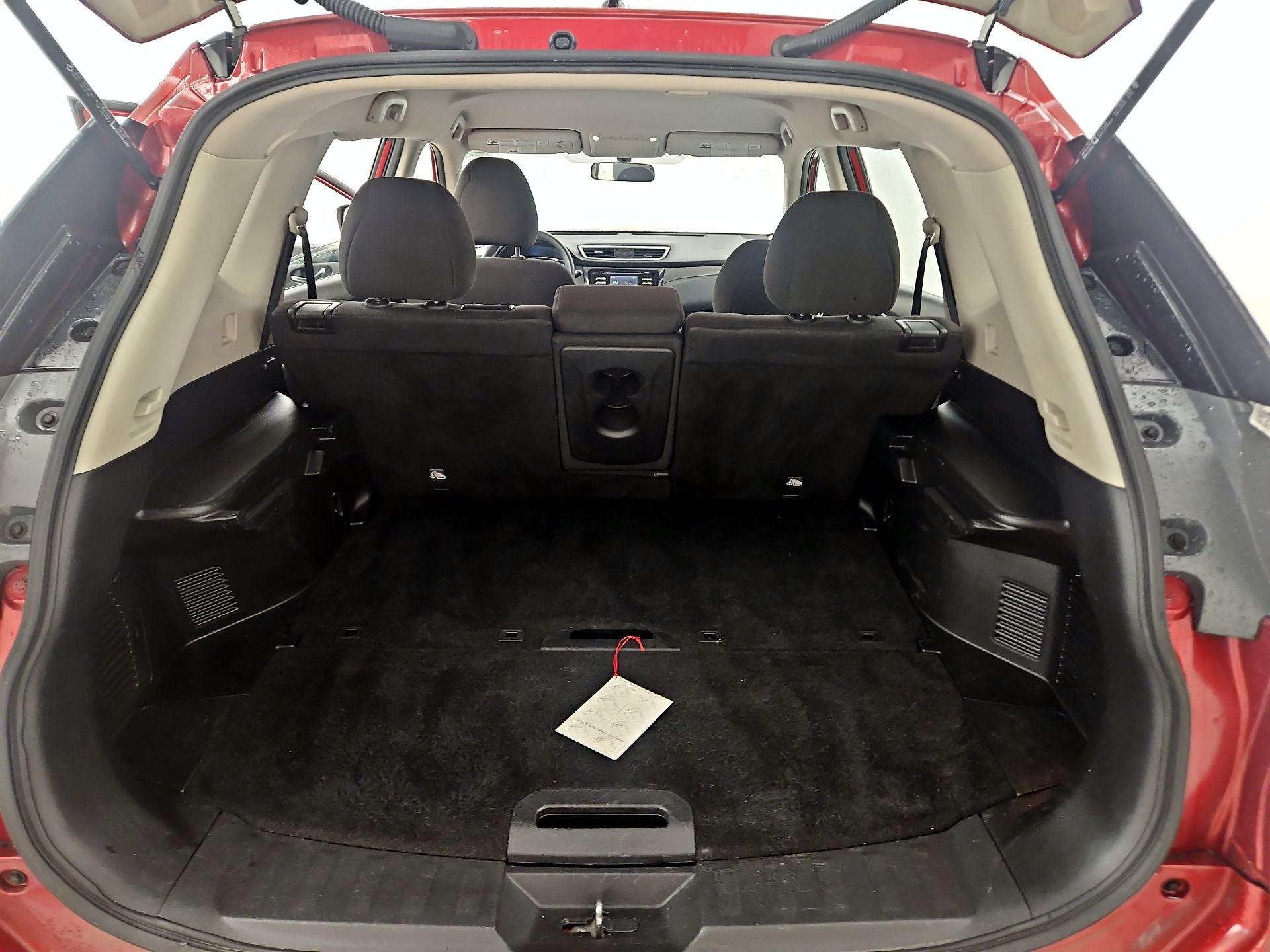 Thumbnail: 2015 Nissan Rogue - 19