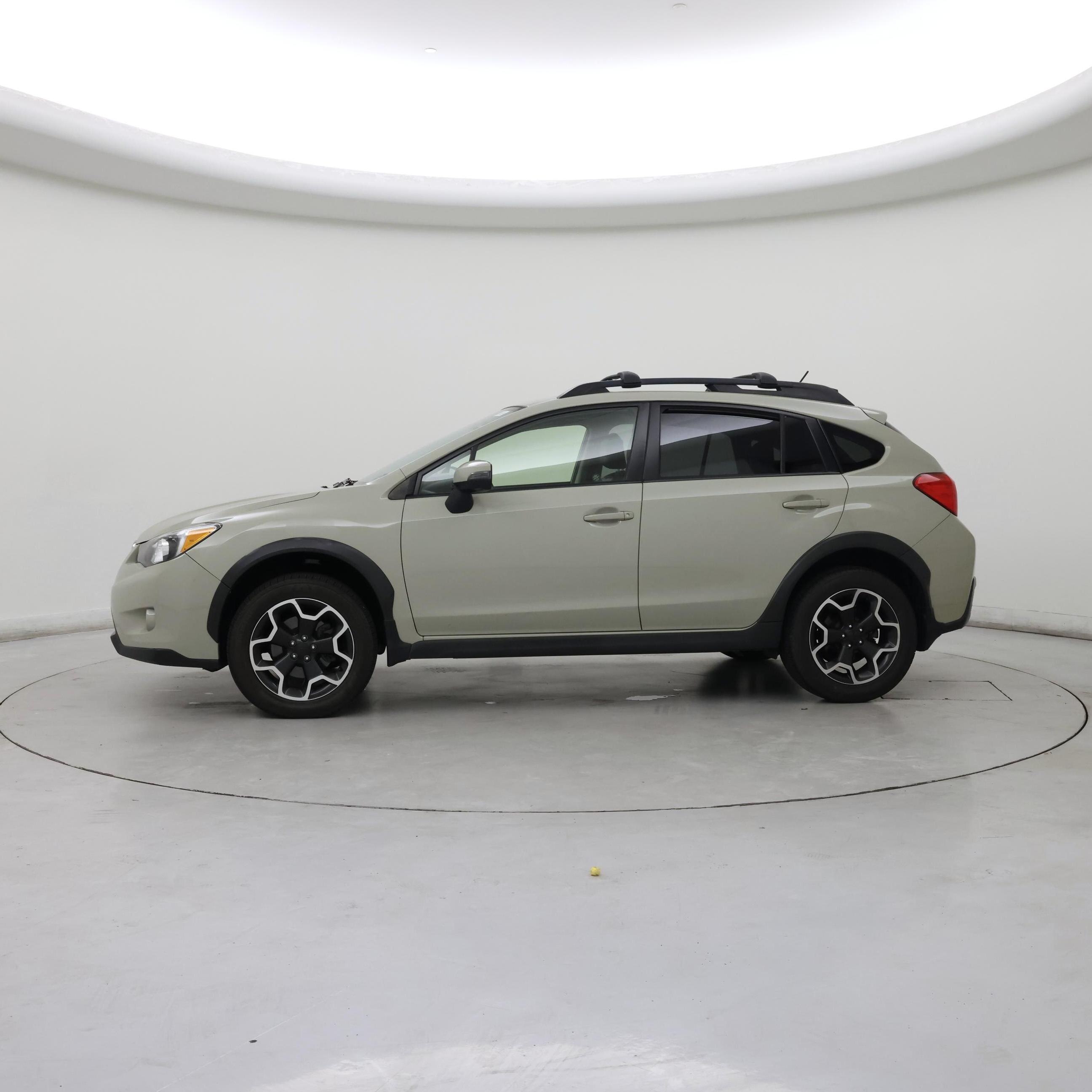 Thumbnail: 2015 Subaru XV Crosstrek - 3