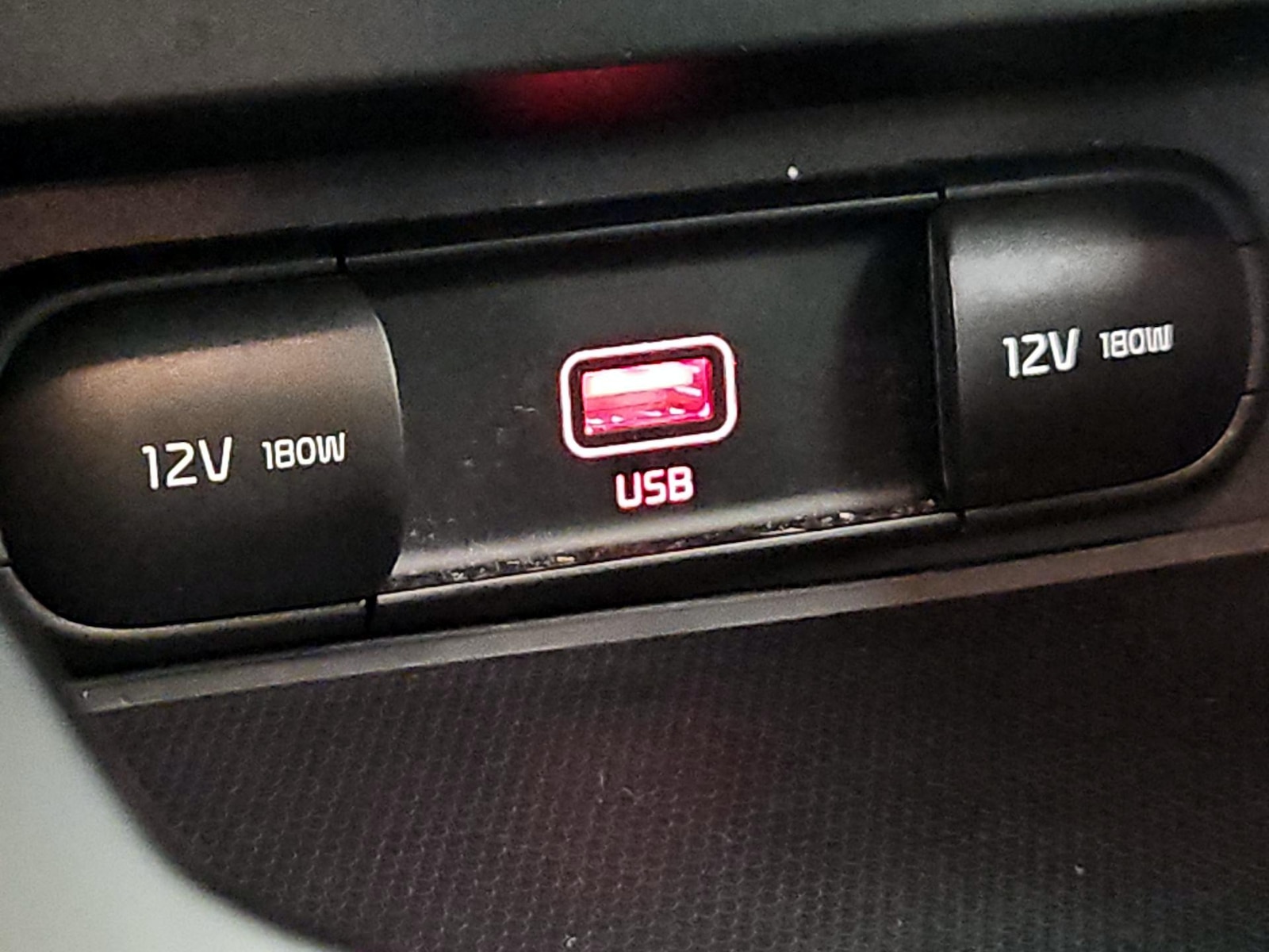 2022 Kia Soul LX - Photo 19