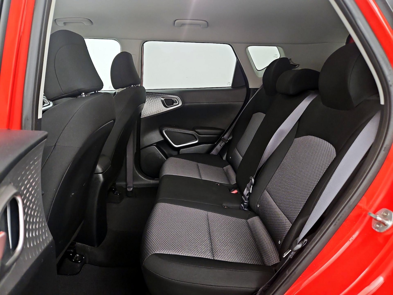 2022 Kia Soul LX - Photo 20