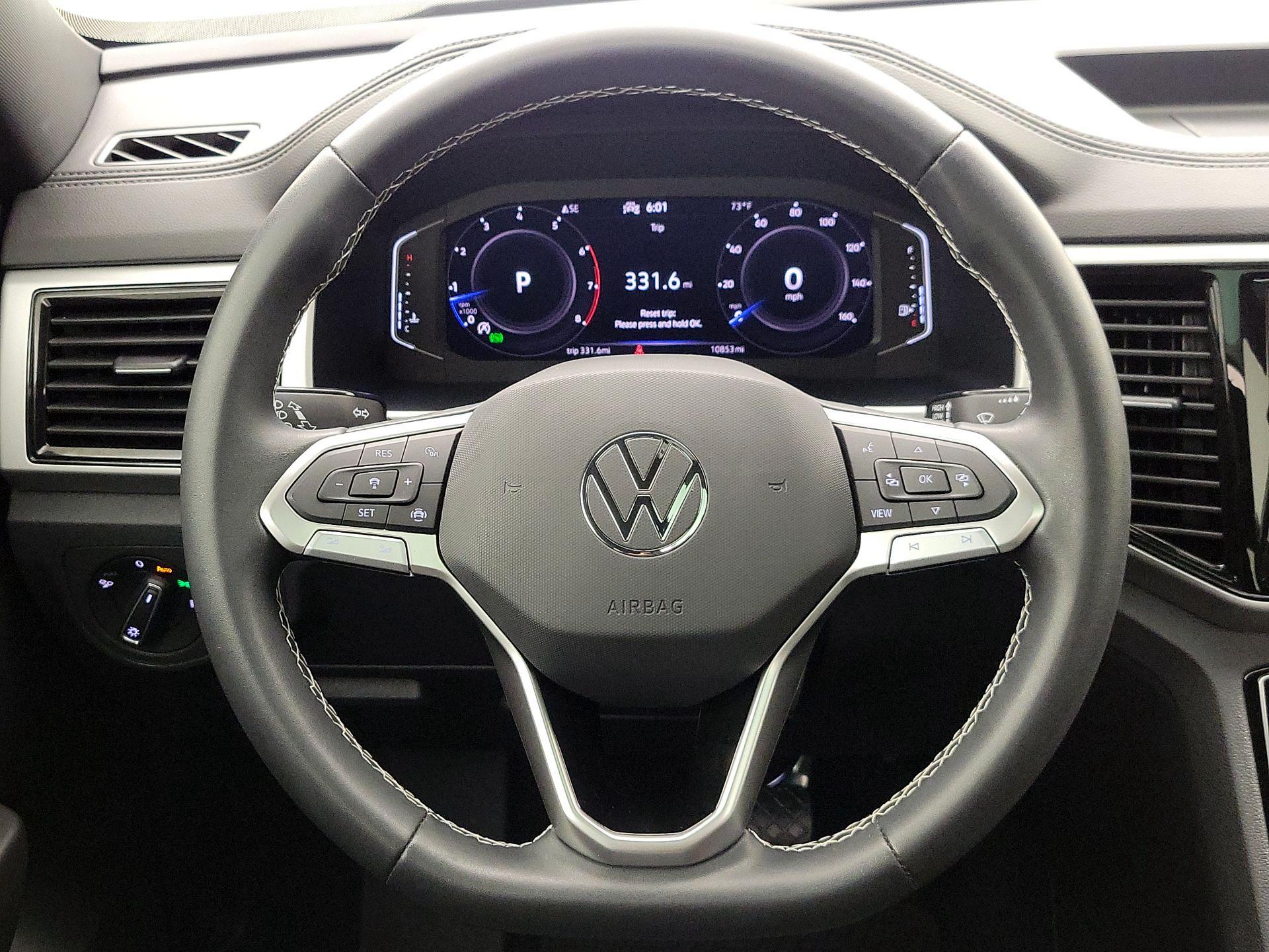 Thumbnail: 2023 Volkswagen Atlas - 10