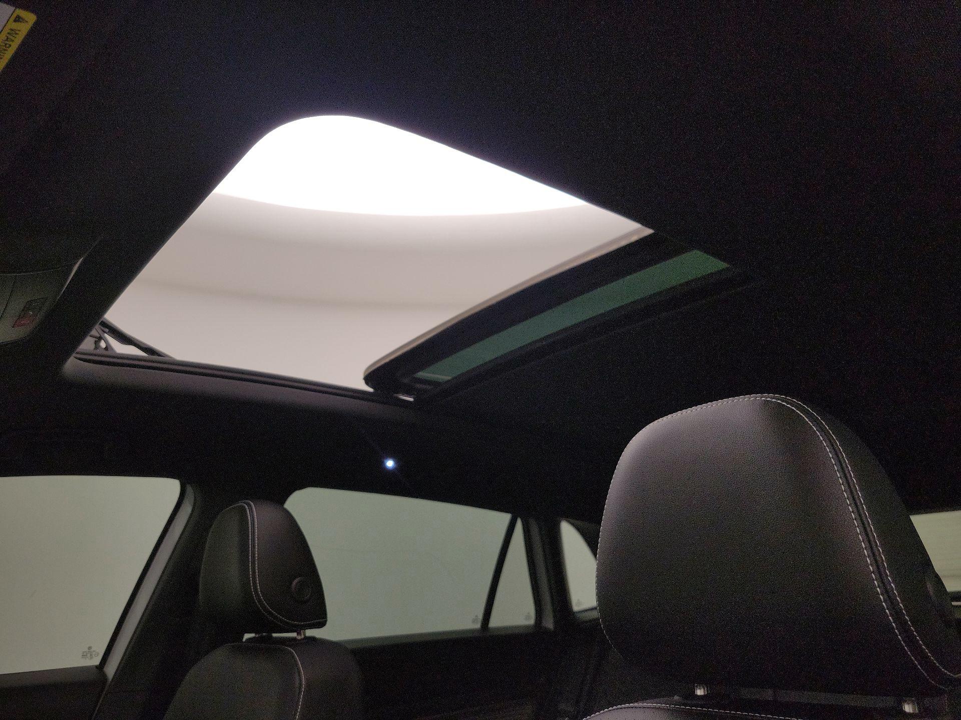 Thumbnail: 2023 Volkswagen Atlas - 19