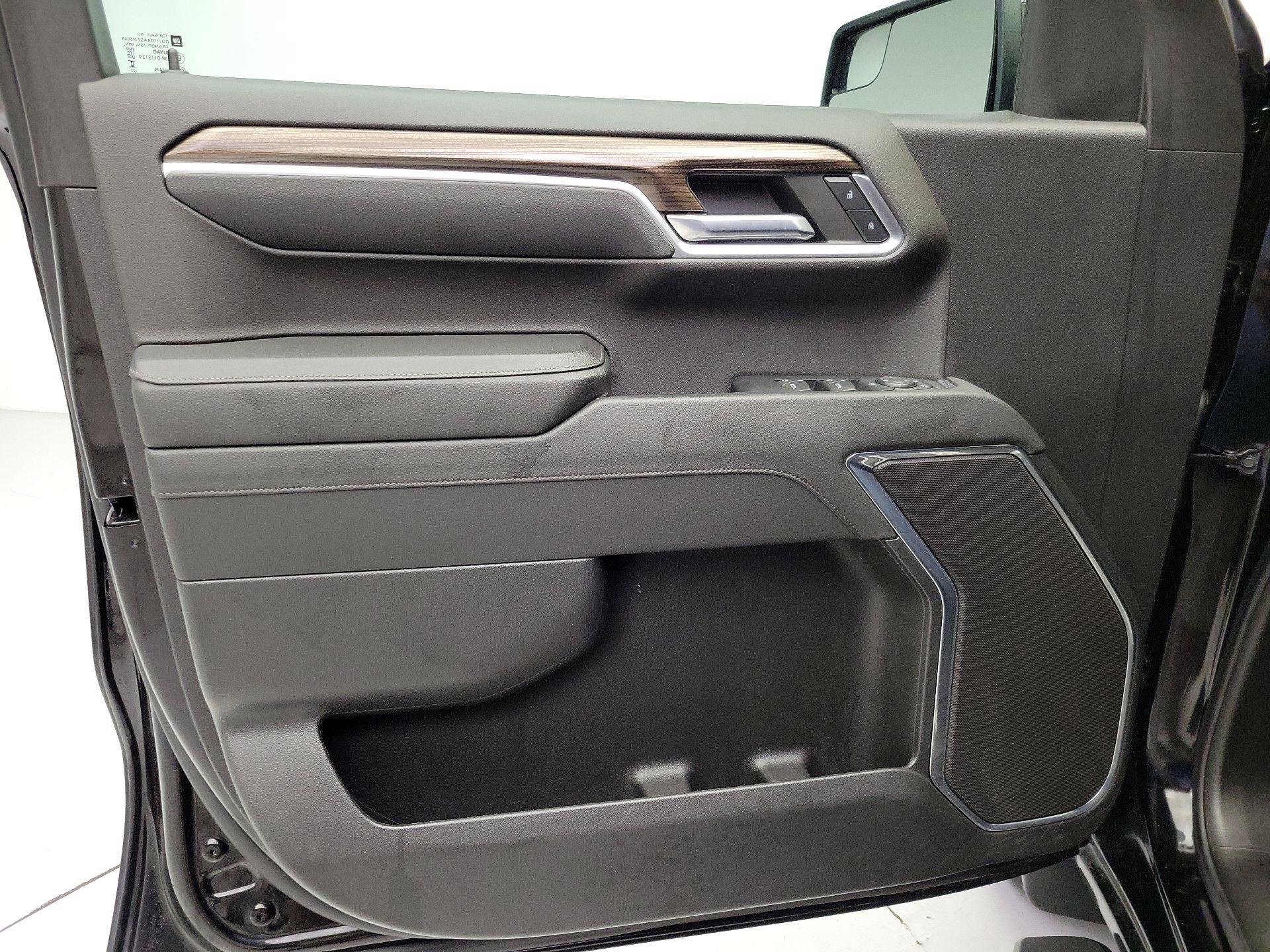 Thumbnail: 2023 Chevrolet Silverado 1500 - 12
