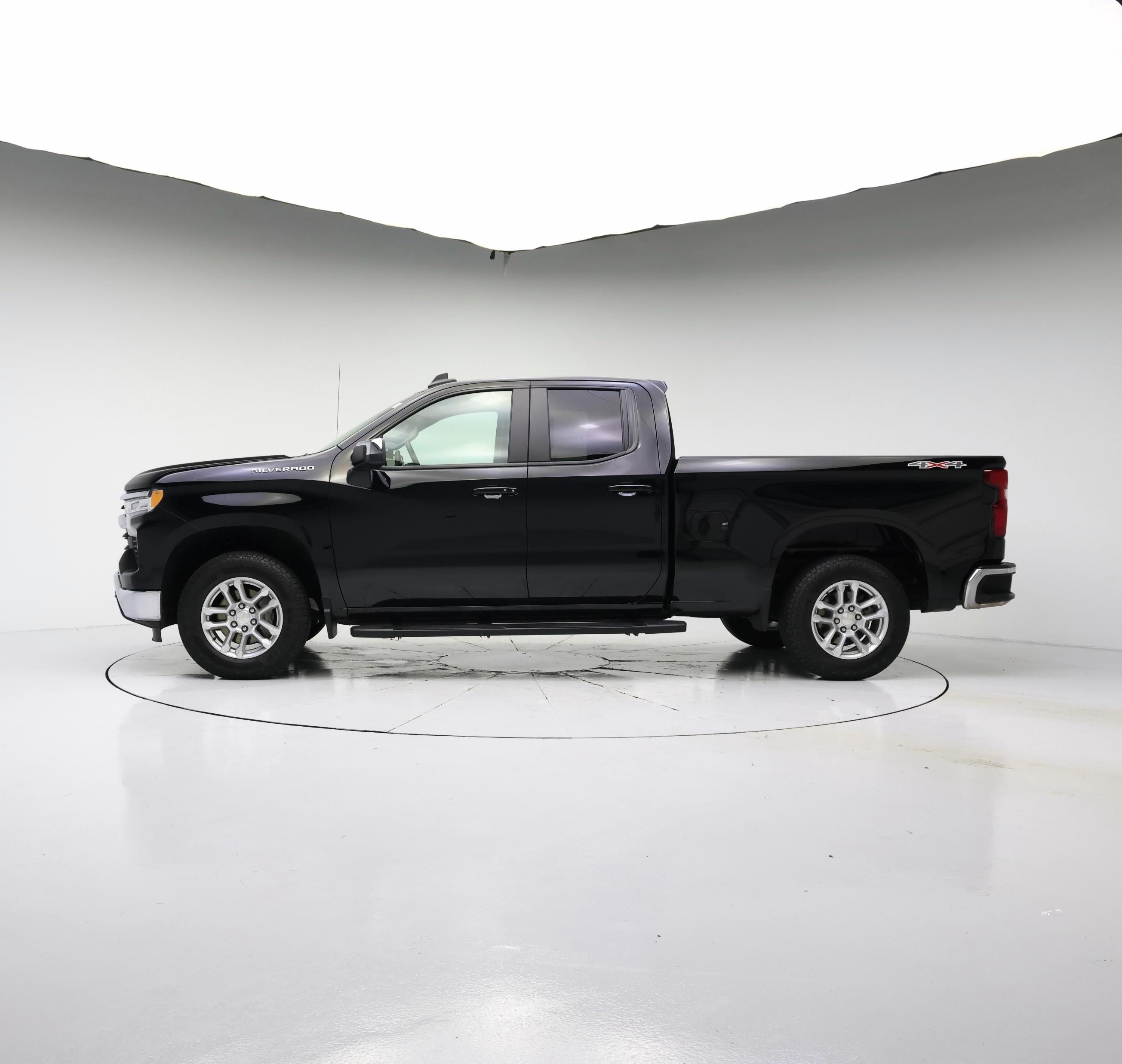 Thumbnail: 2023 Chevrolet Silverado 1500 - 3