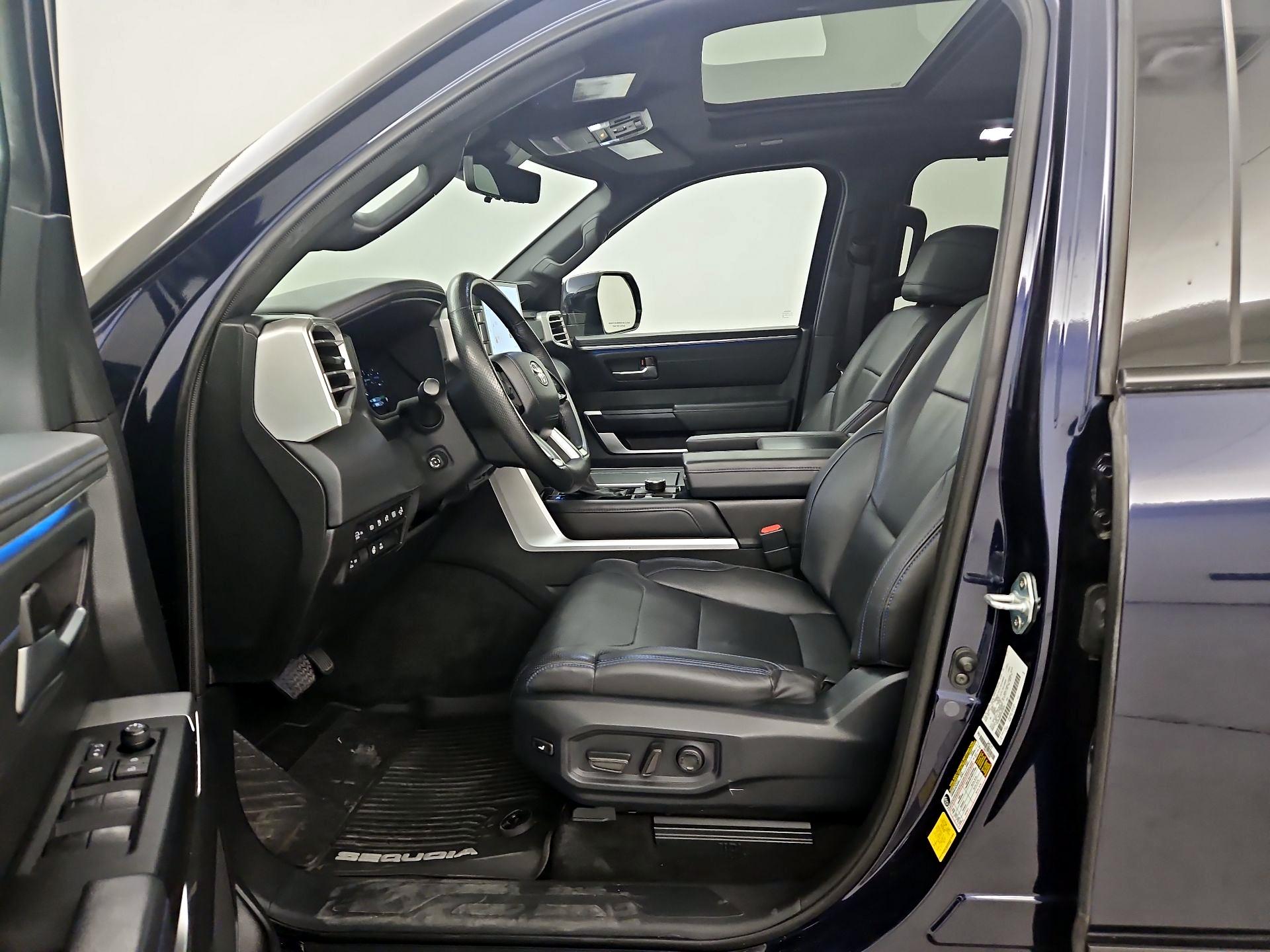 Thumbnail: 2023 Toyota Sequoia - 11