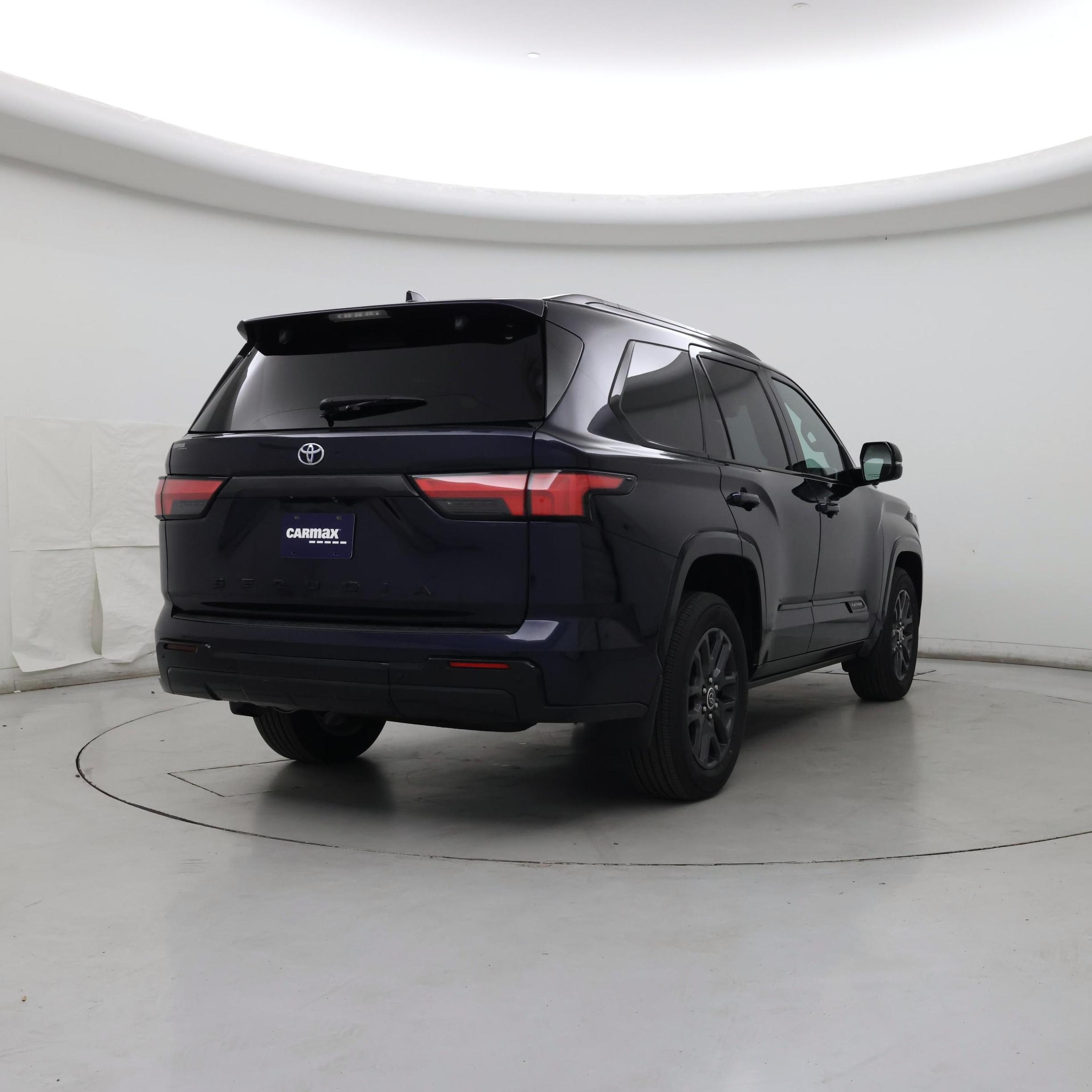 Thumbnail: 2023 Toyota Sequoia - 8